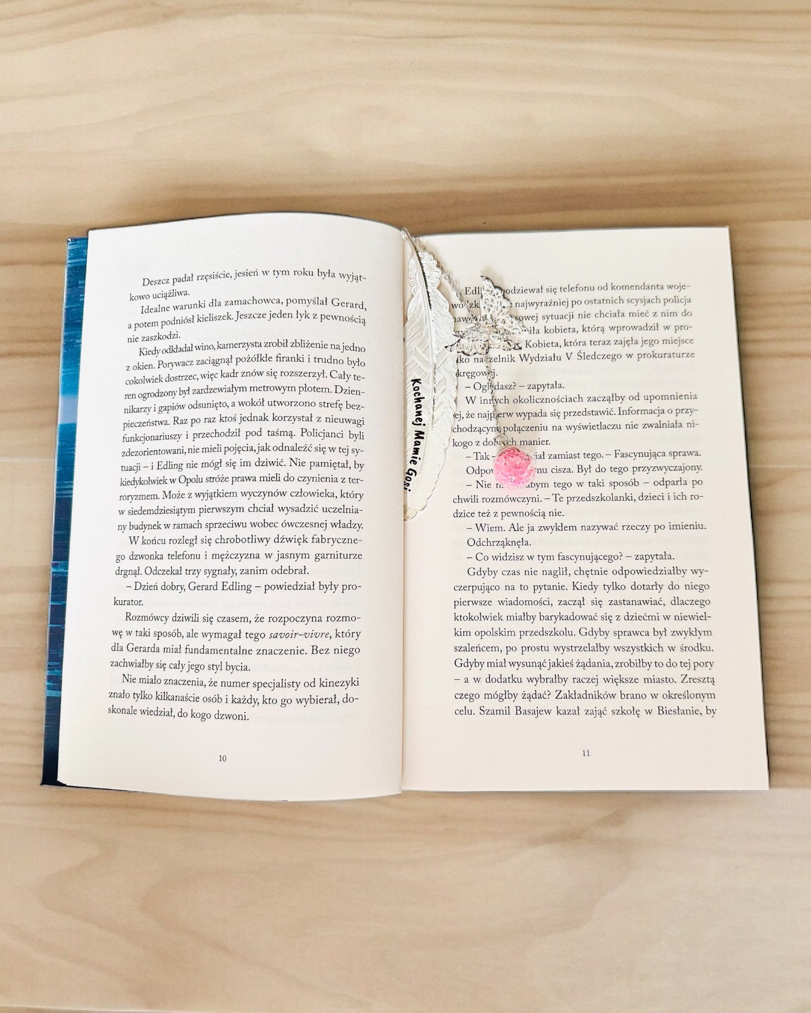 Kreatív Retro Stílusú Könyvjelző Toll- és Pillangómotívummal – Elegáns Ajándék Anyának, Tanárnak, Promóciós, Ezüst/Rózsaszín Színben