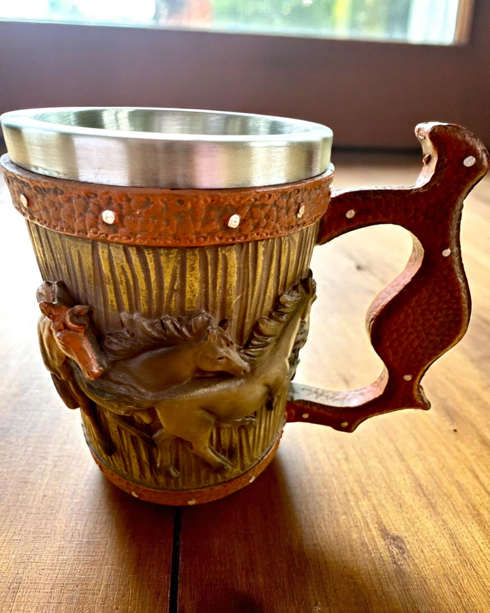 Lovas motívumú bögre, 330 ml, gravírozással személyre szabható ajándék