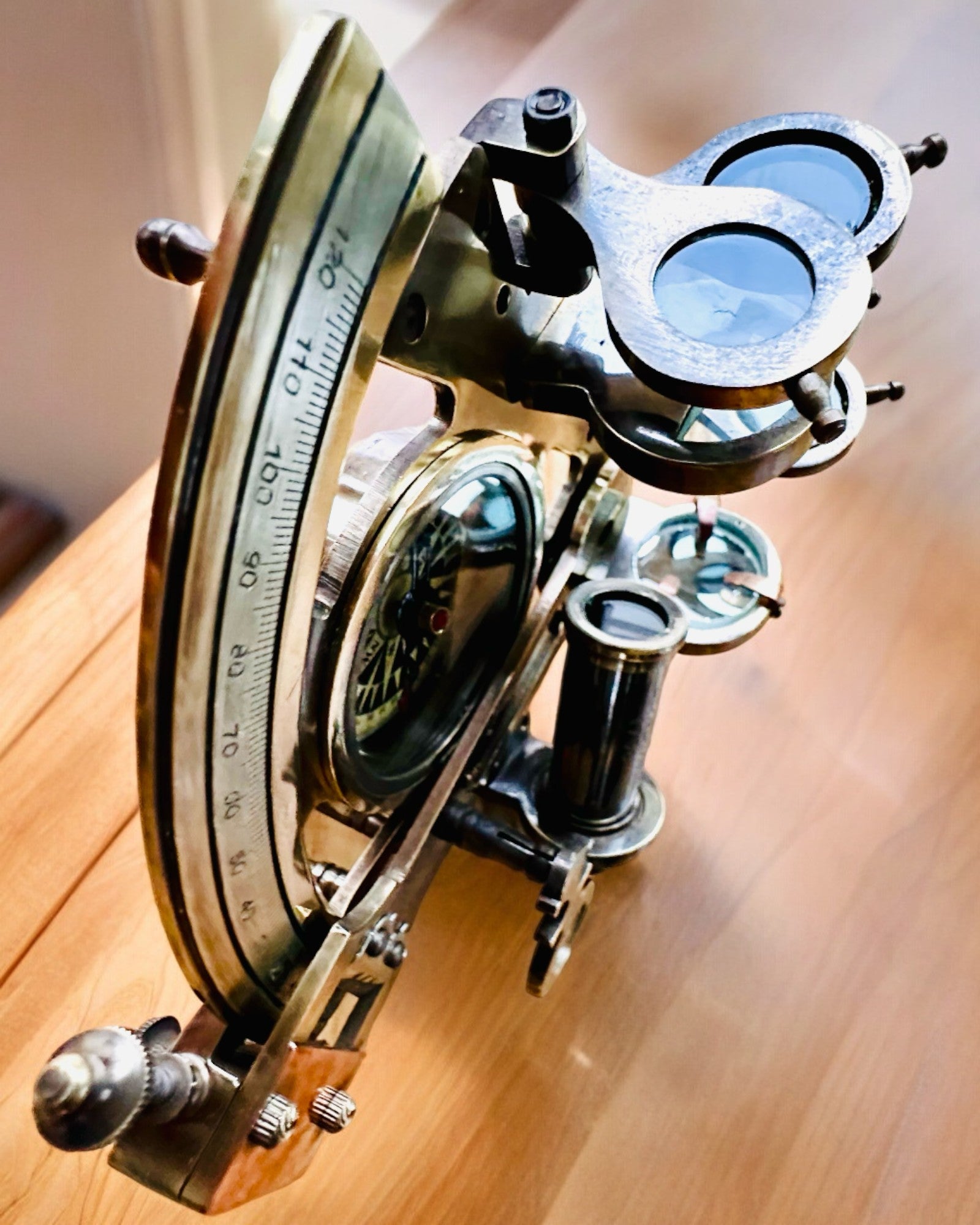 Sekstant Premium antik iránytűvel - személyre szabható gravírozással