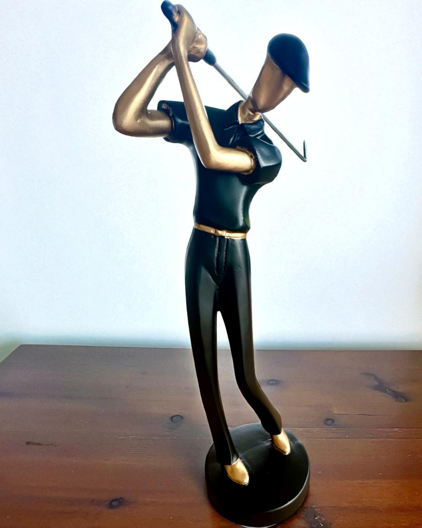 „Swing Elegance” golfozó figura, 24 cm magas, dekoratív, gravírozható ajándékba
