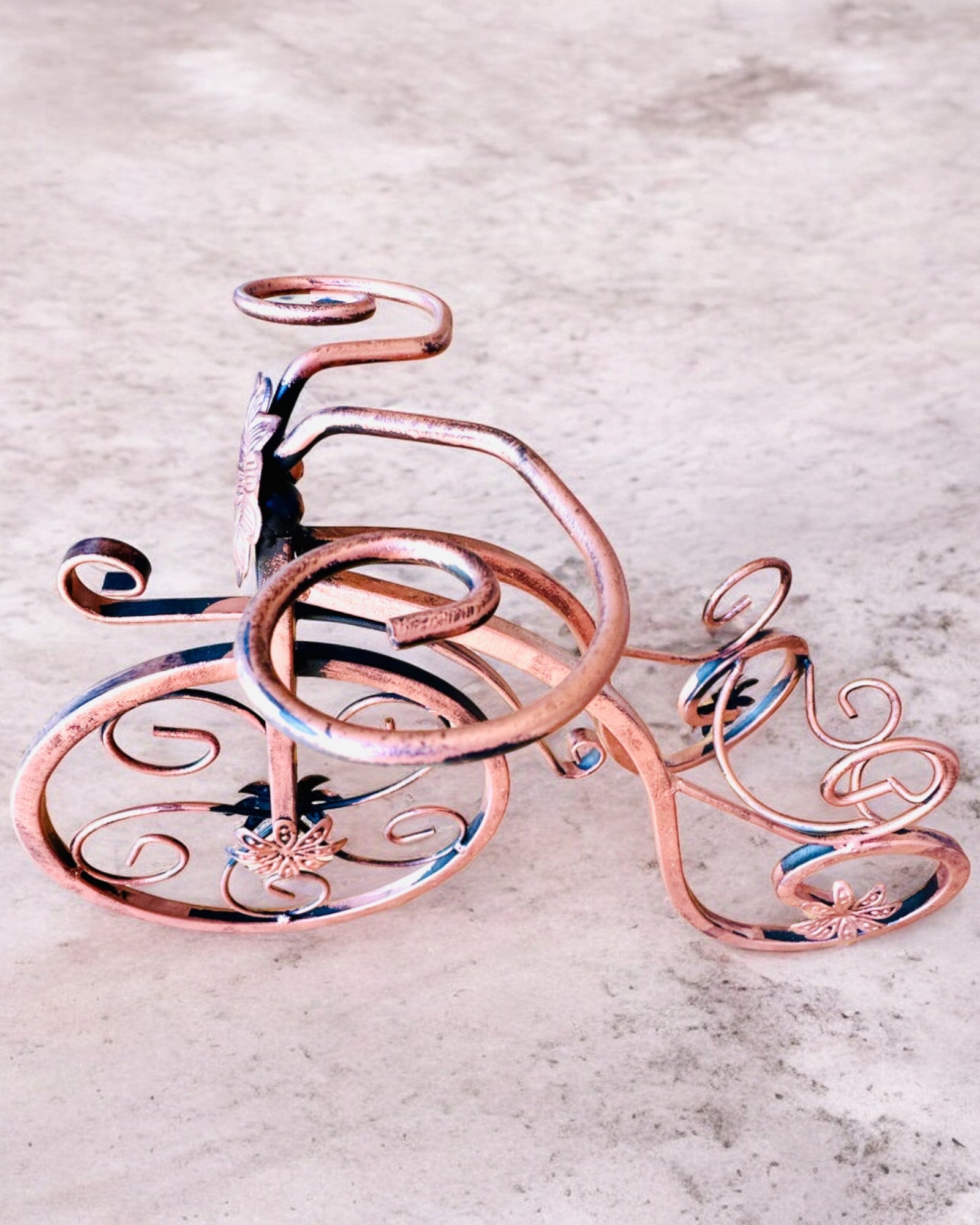 "WineCycle" Borosüveg Állvány - személyre szabható gravírozással ajándékba