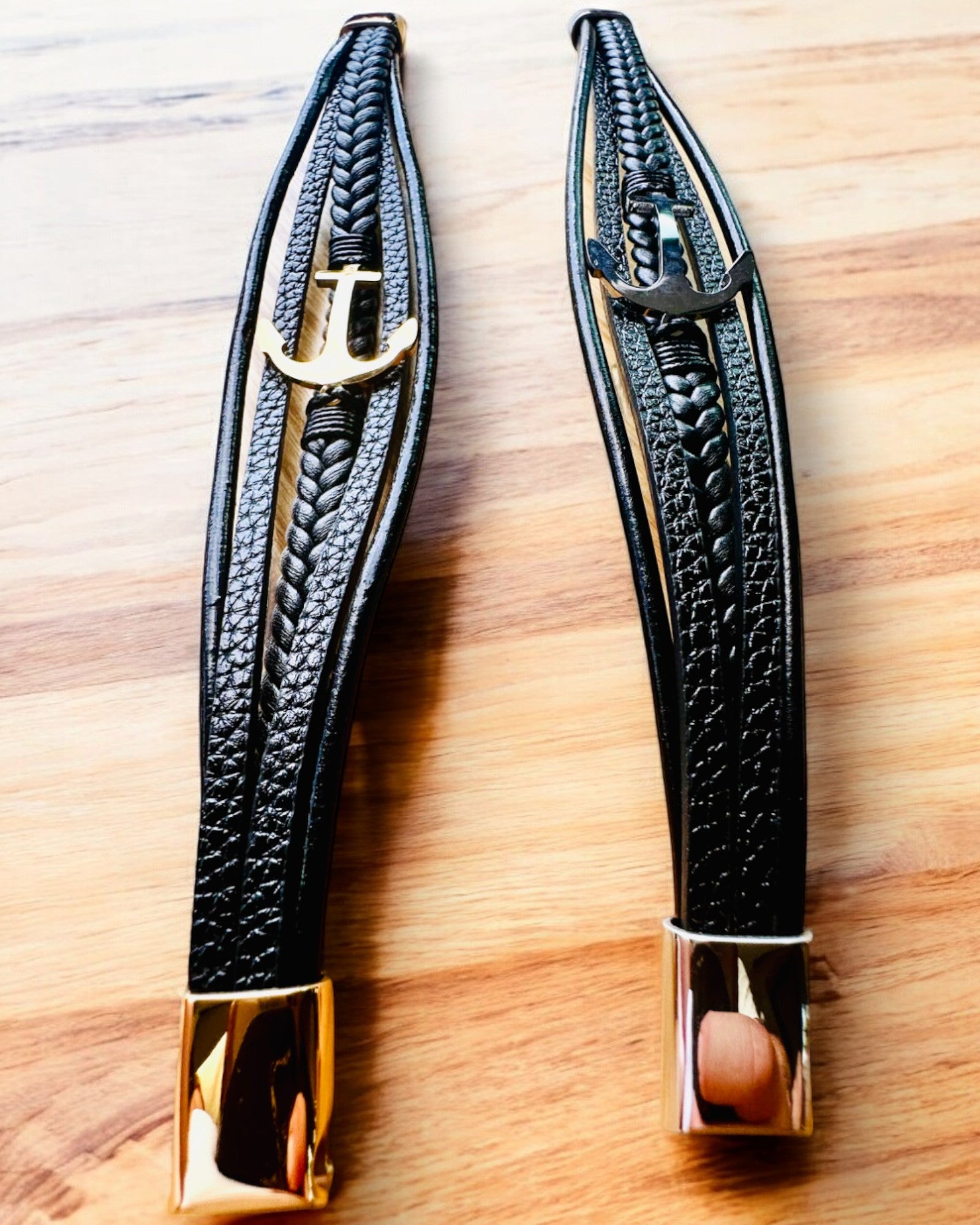 Férfi karkötő Elegancia Horgonya gravírozási lehetőséggel ajándékba