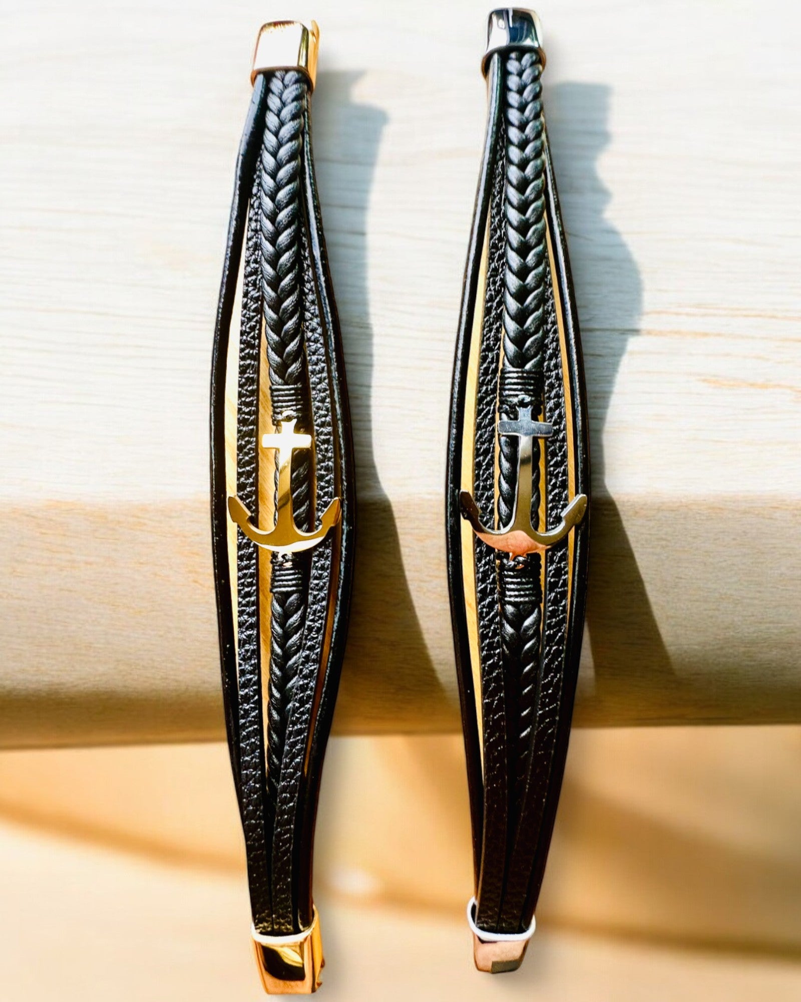 Férfi karkötő Elegancia Horgonya gravírozási lehetőséggel ajándékba