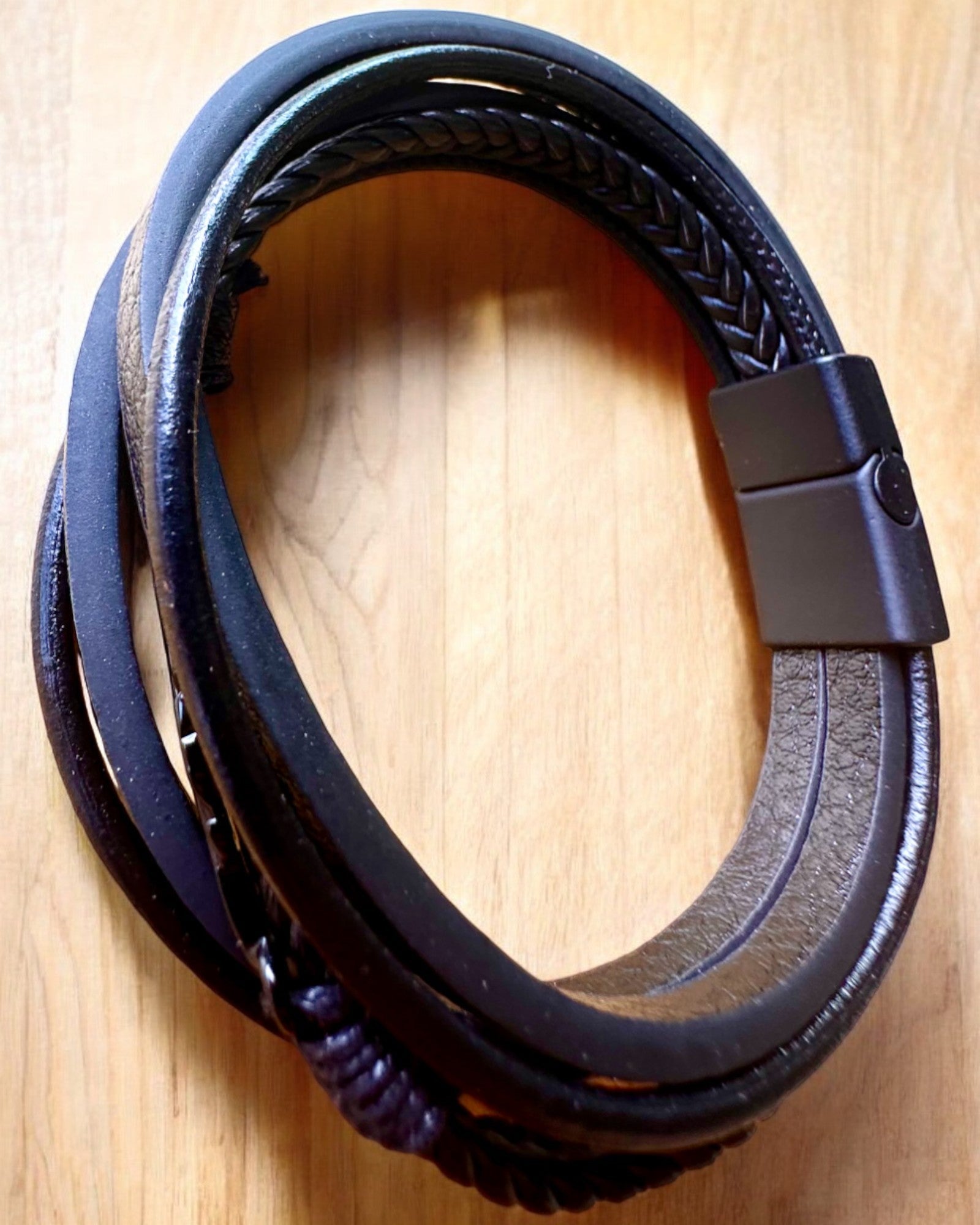 "Orzeł" karkötő gravírozási lehetőséggel, 3 színváltozatban