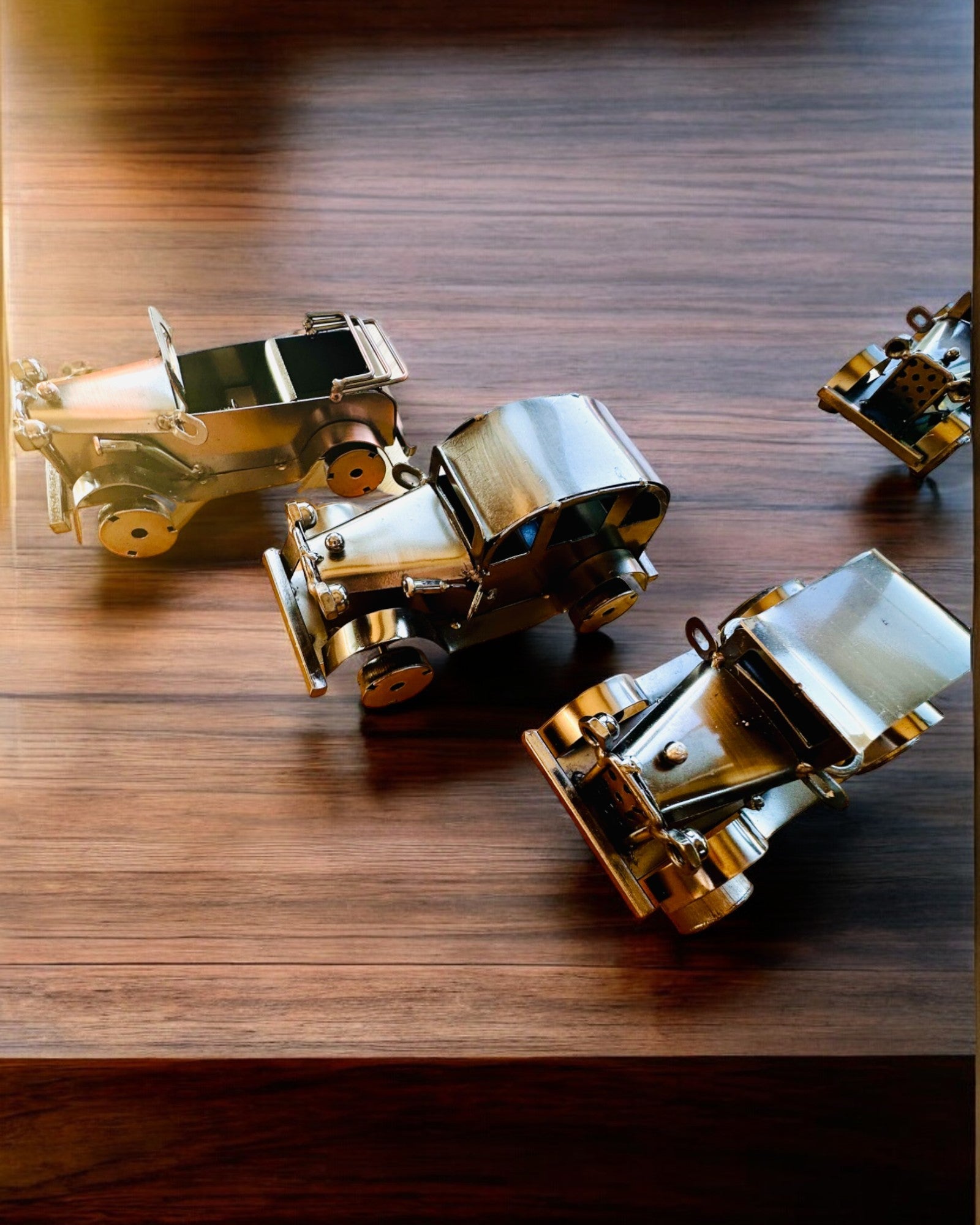 Retro klasszikus autó, vasból készült - "Vintage Drive" kollekció, autómodell, személyre szabható gravírozással ajándékba