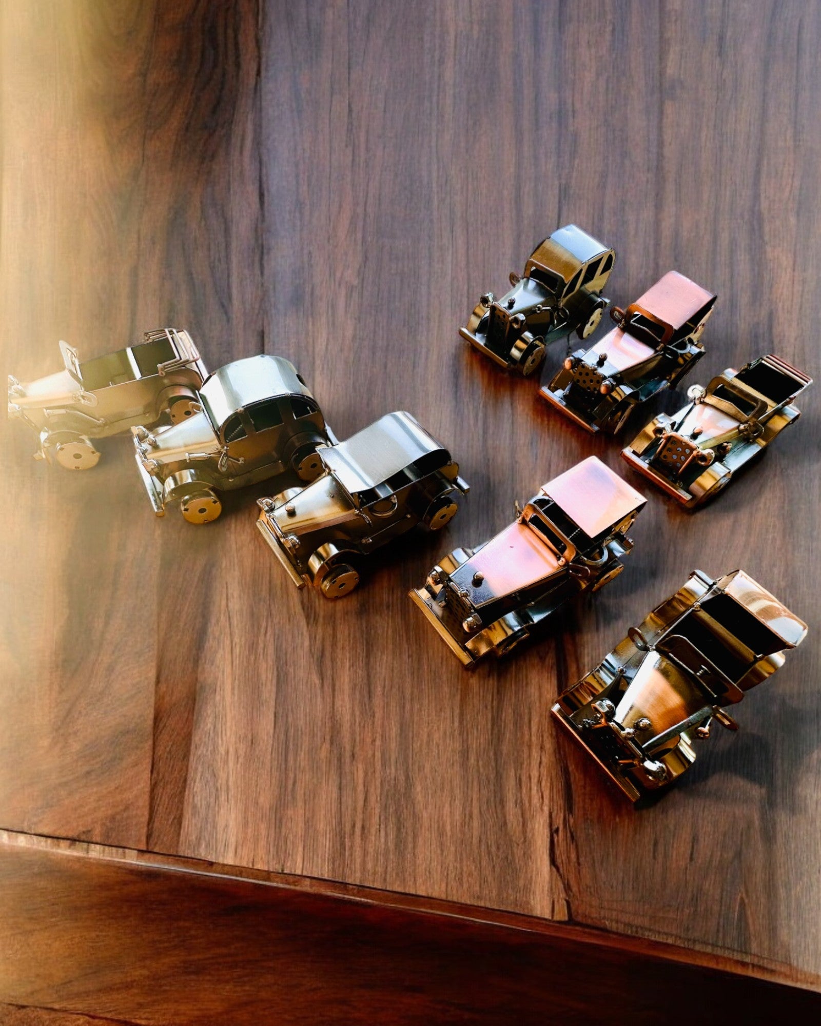 Retro klasszikus autó, vasból készült - "Vintage Drive" kollekció, autómodell, személyre szabható gravírozással ajándékba