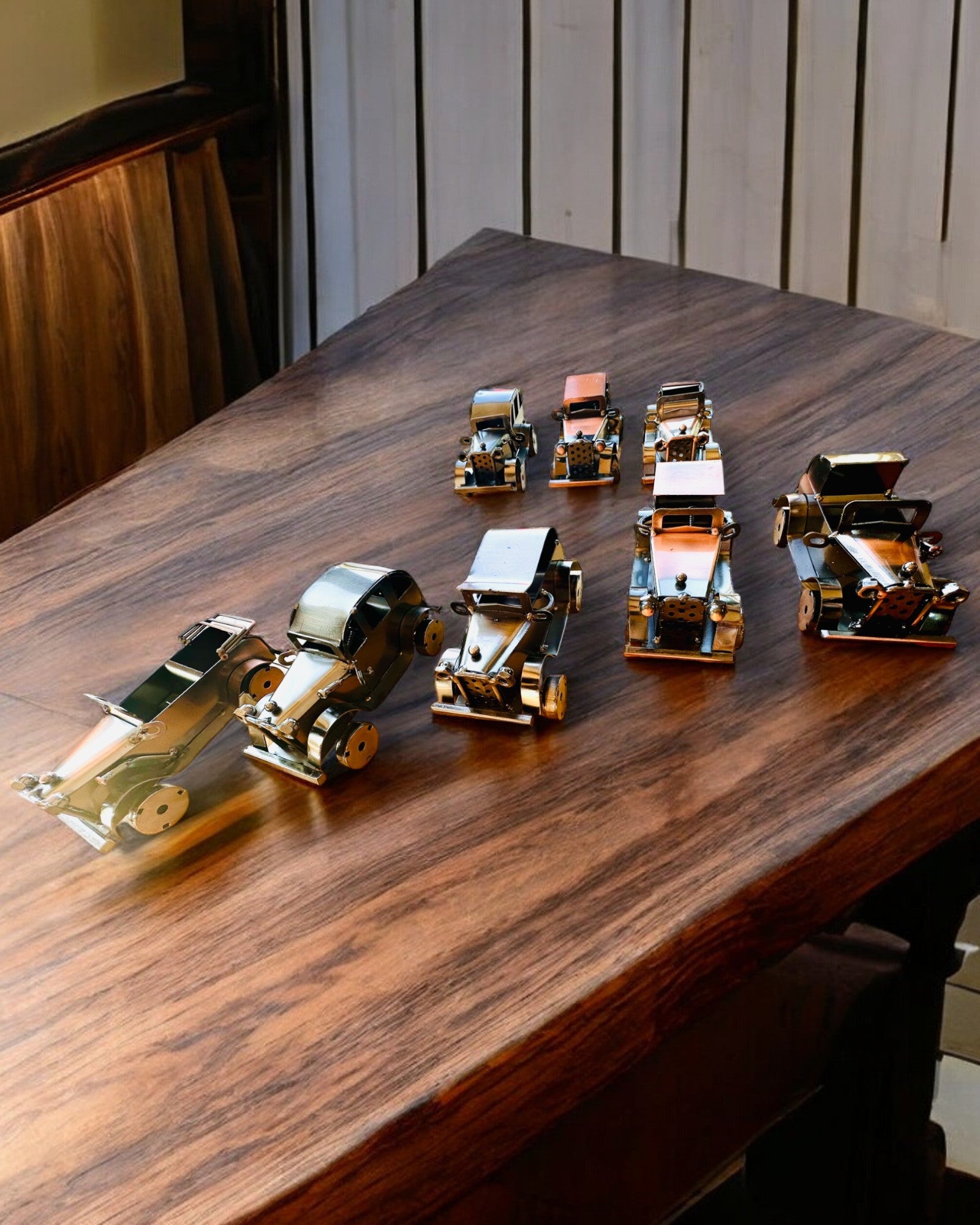 Retro klasszikus autó, vasból készült - "Vintage Drive" kollekció, autómodell, személyre szabható gravírozással ajándékba