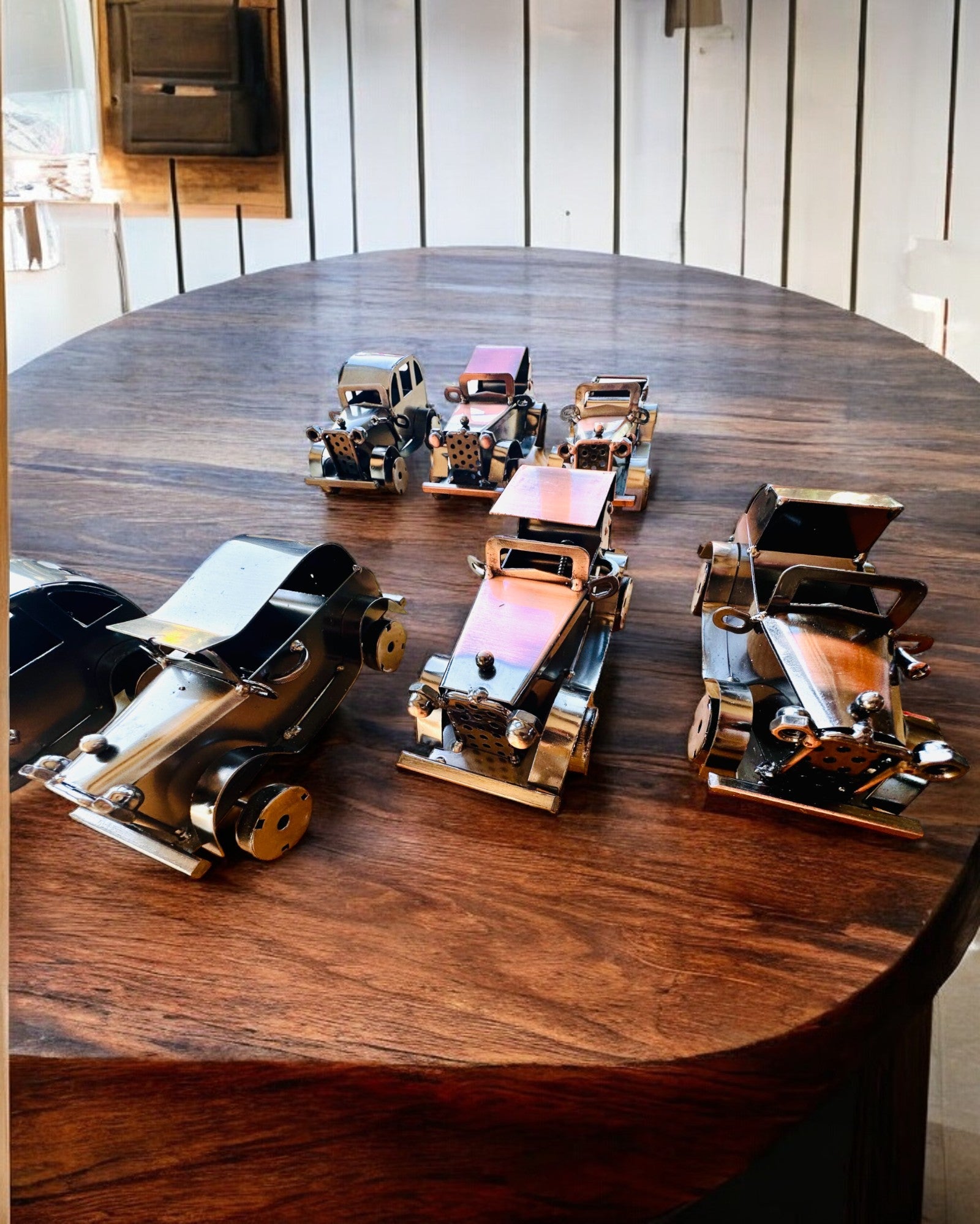 Retro klasszikus autó, vasból készült - "Vintage Drive" kollekció, autómodell, személyre szabható gravírozással ajándékba