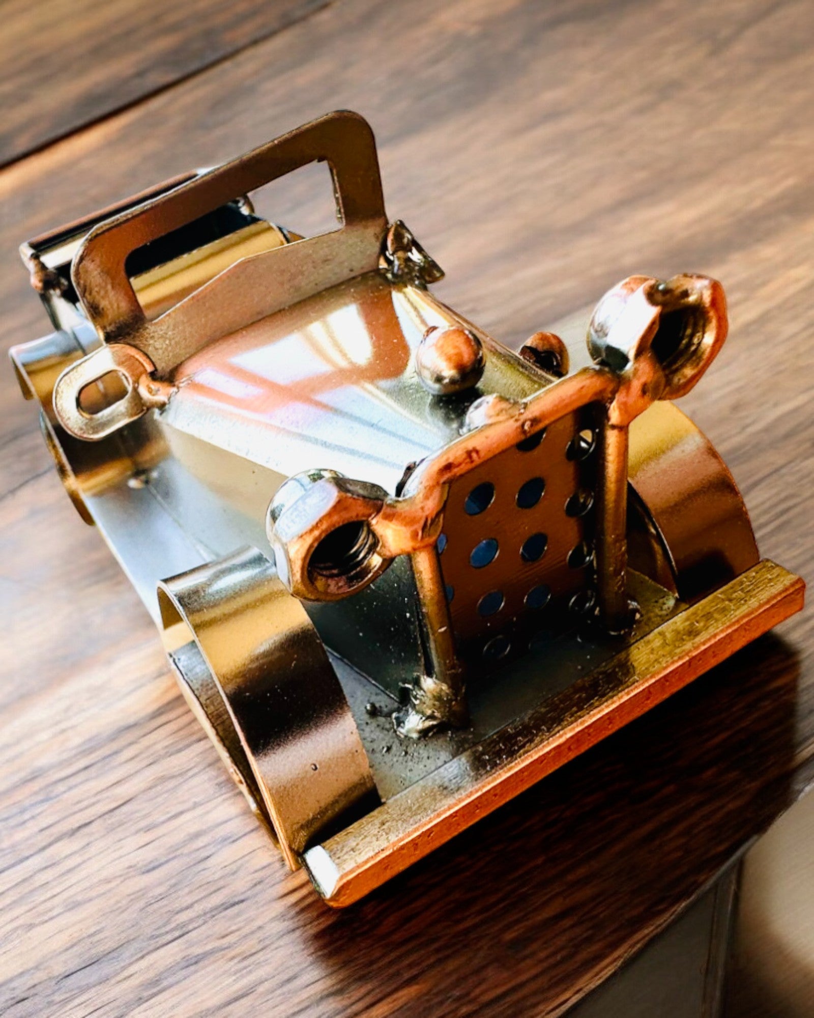 Retro klasszikus autó, vasból készült - "Vintage Drive" kollekció, autómodell, személyre szabható gravírozással ajándékba