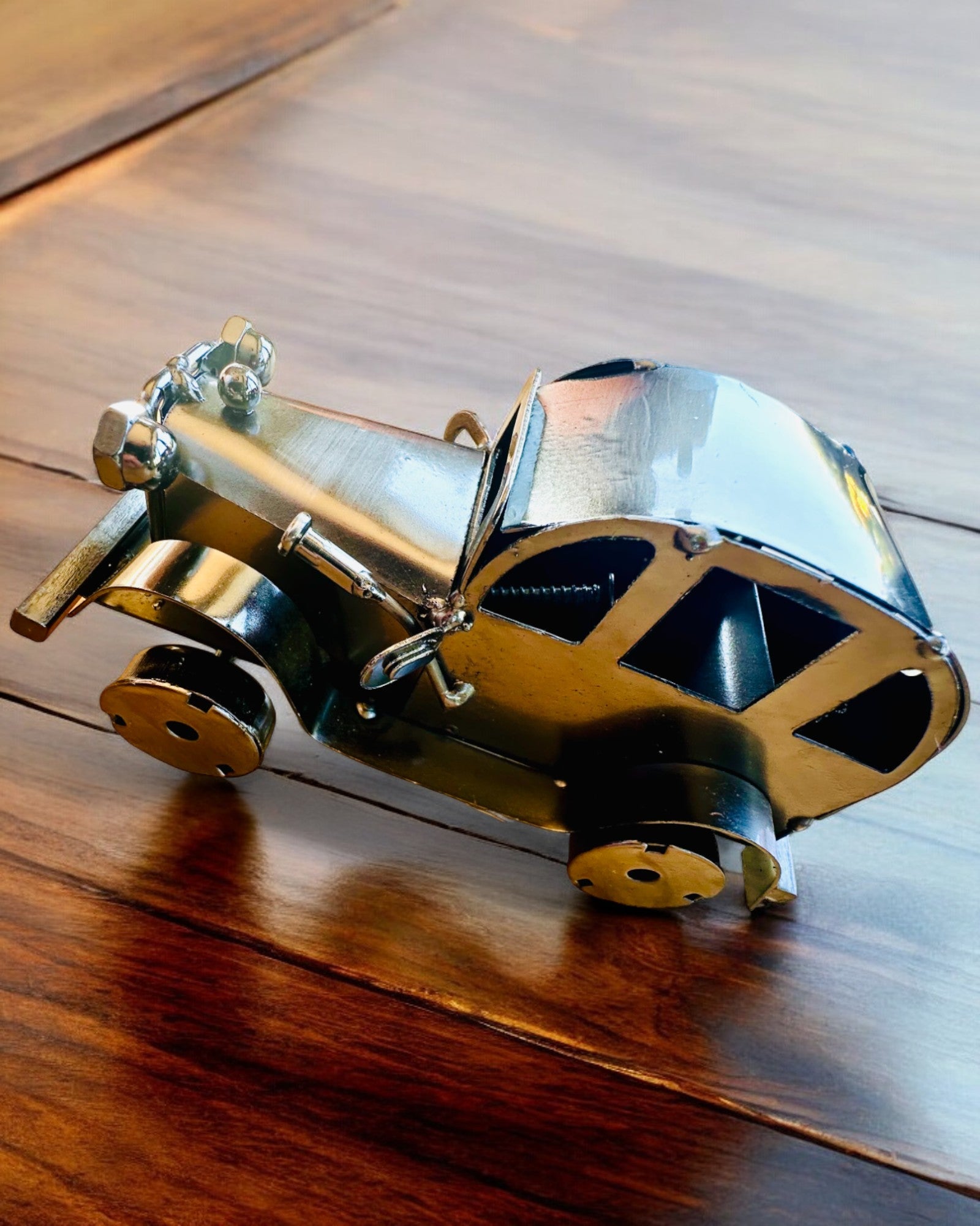 Retro klasszikus autó, vasból készült - "Vintage Drive" kollekció, autómodell, személyre szabható gravírozással ajándékba