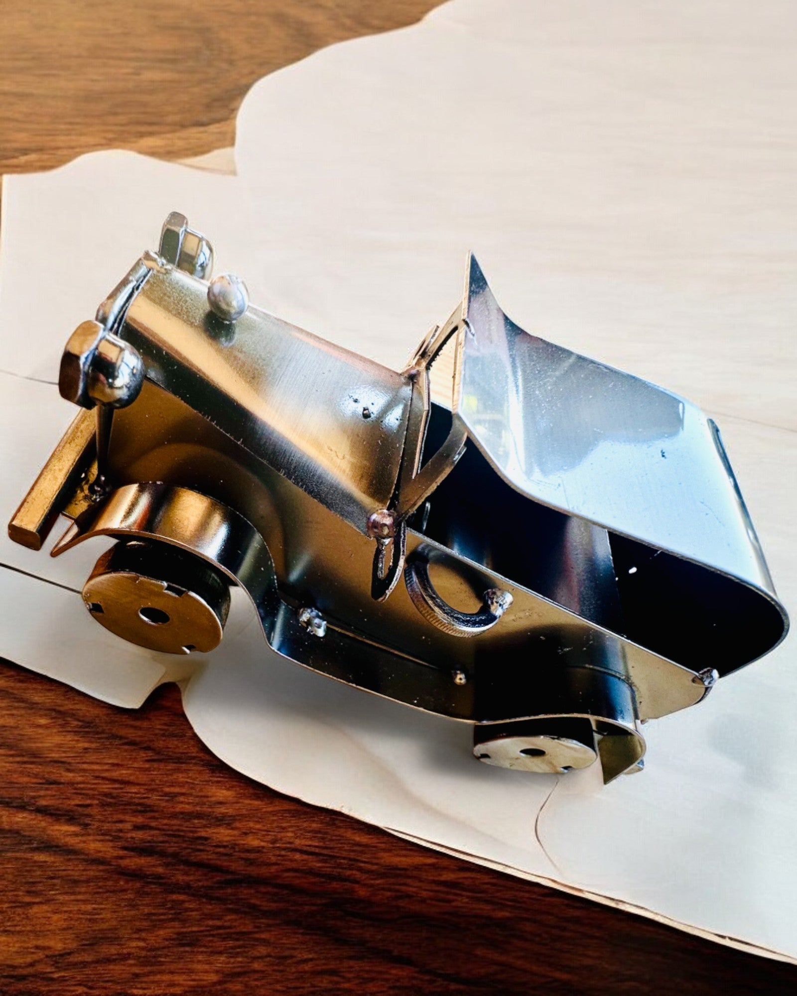 Retro klasszikus autó, vasból készült - "Vintage Drive" kollekció, autómodell, személyre szabható gravírozással ajándékba