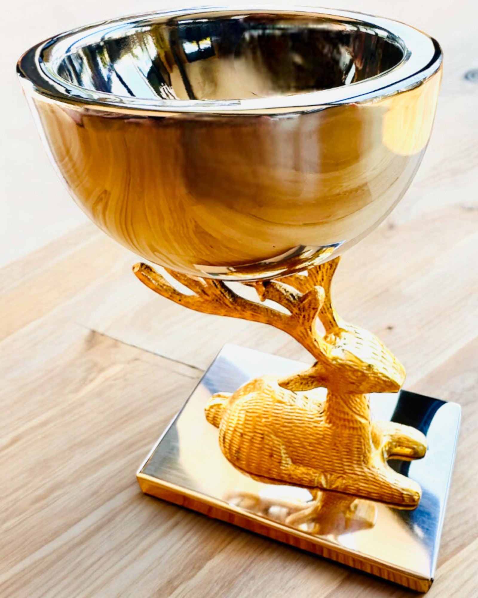 Dekoratív tál Szarvas Trófea – Kézműves Indiából, személyre szabás gravírozással