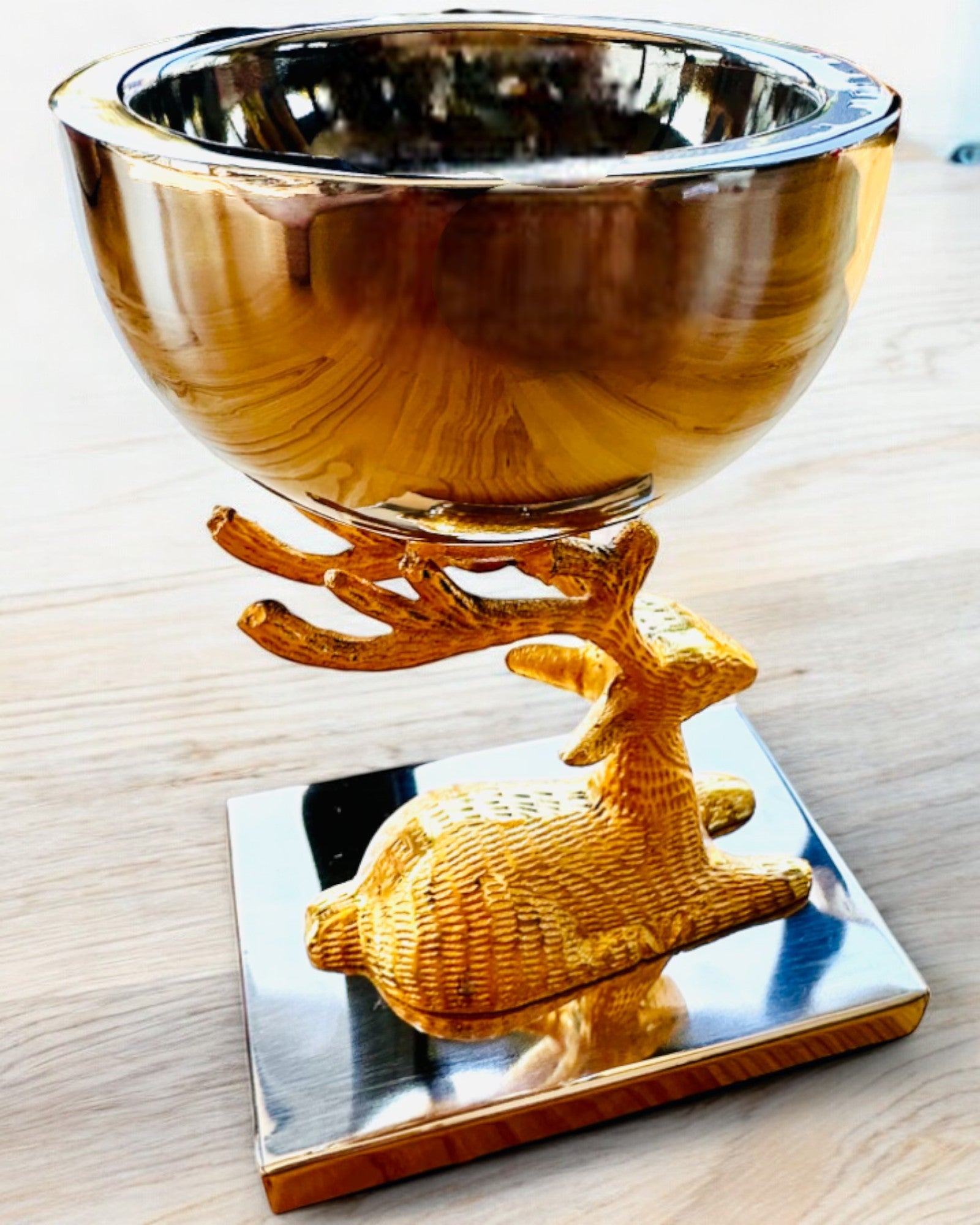 Dekoratív tál Szarvas Trófea – Kézműves Indiából, személyre szabás gravírozással