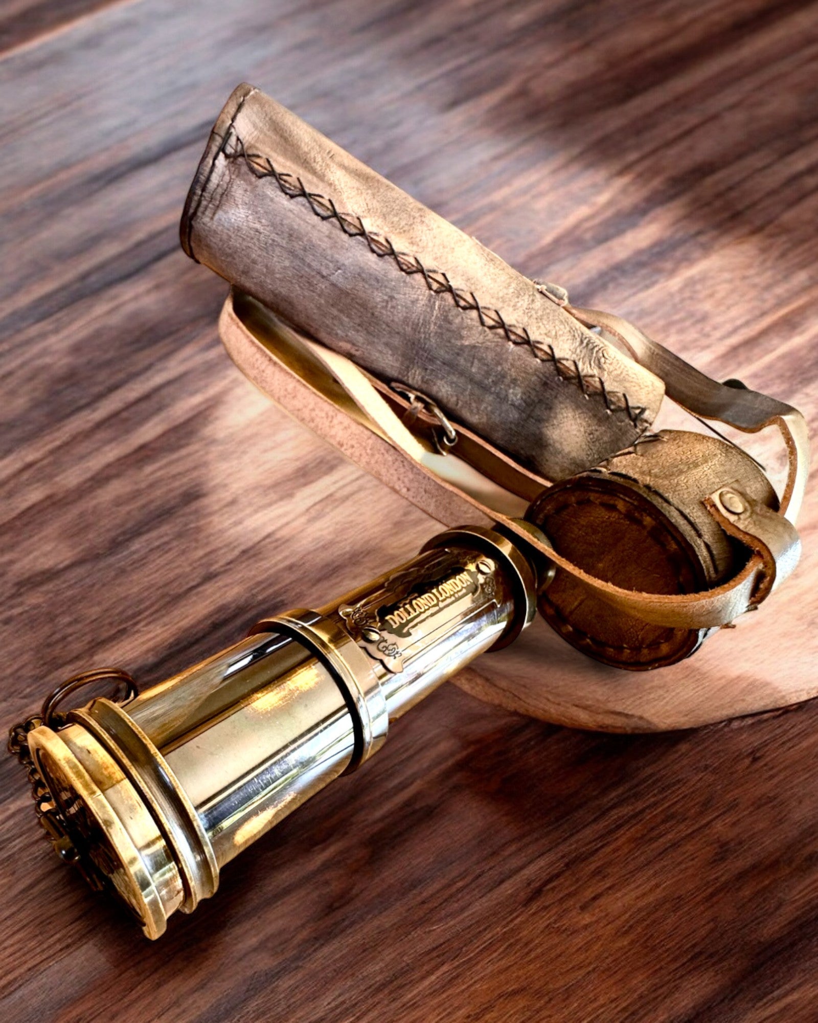 "Voyager" Prémium Távcső Gravírozott Távcsővel és Valódi Bőr Tokkal, személyre szabható gravírozással ajándékba