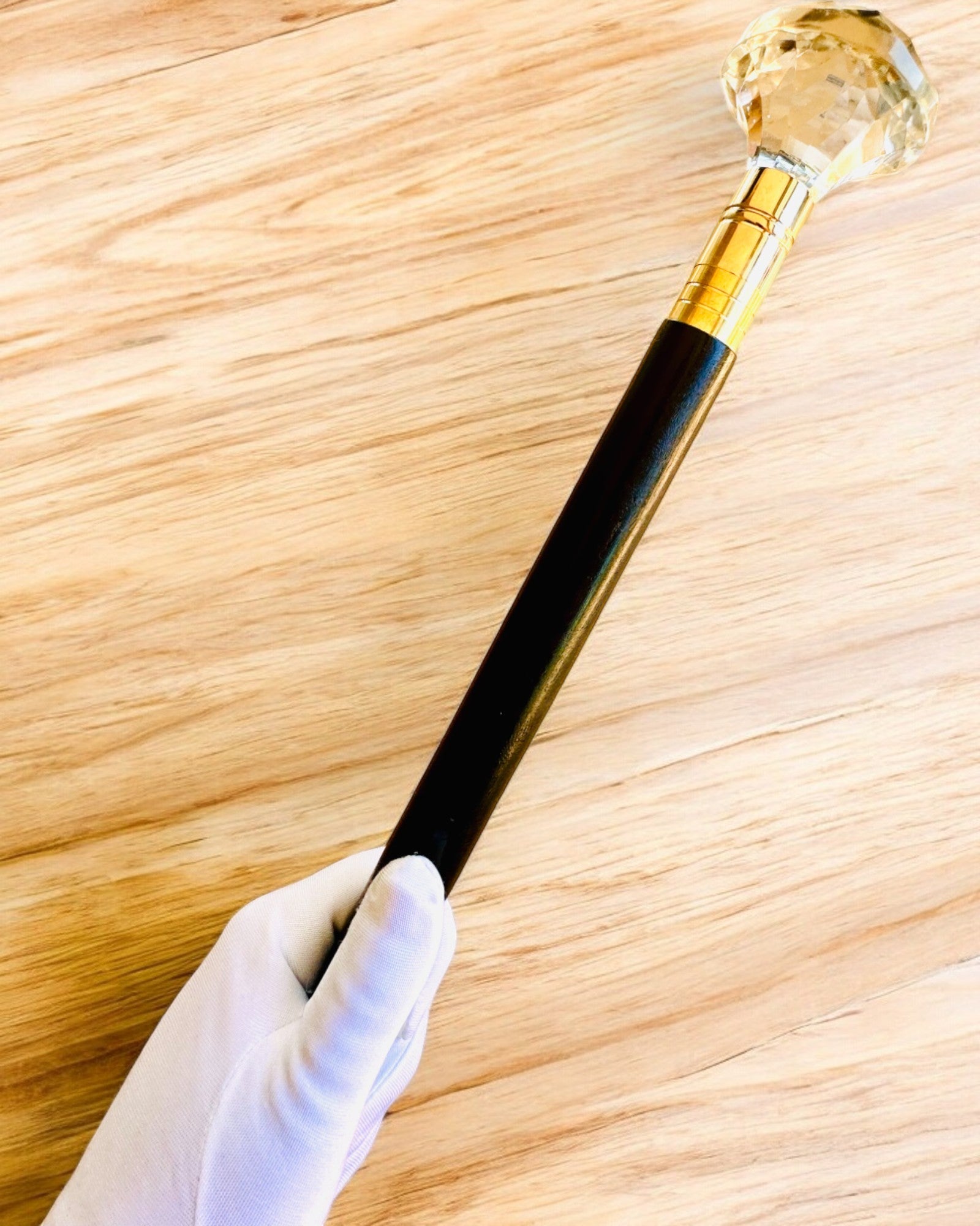 Sétabot "Fehér Gyémánt" - Kézzel készített fa, gravírozási lehetőséggel