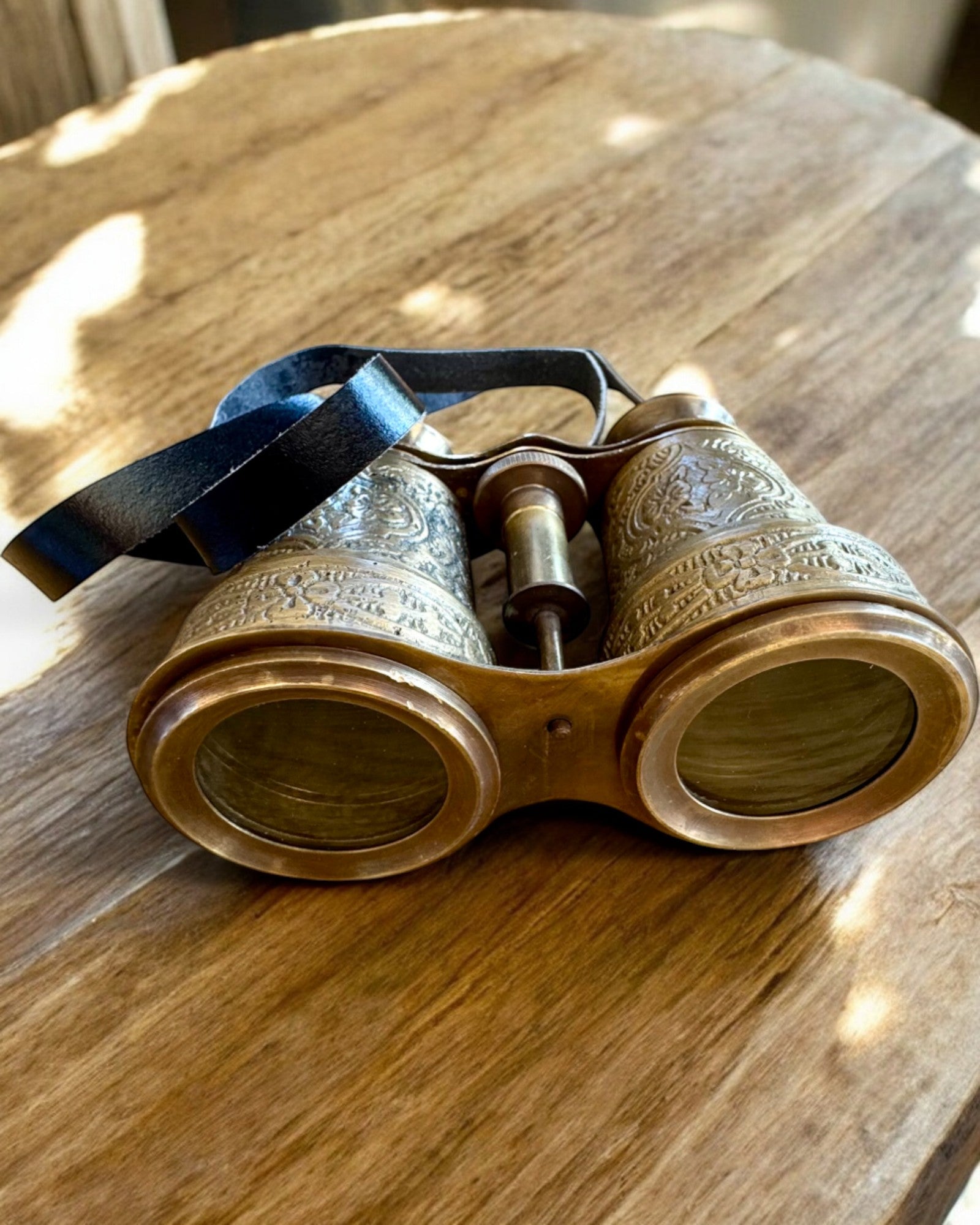 Távcső bőrtokkal Victorian's Eye, 11 cm Sárgaréz, Kézzel díszített, személyre szabás gravírozással ajándékba