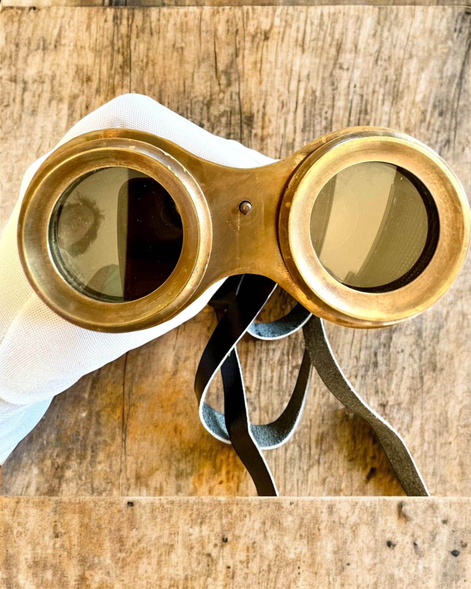 Távcső bőrtokkal Victorian's Eye, 11 cm Sárgaréz, Kézzel díszített, személyre szabás gravírozással ajándékba