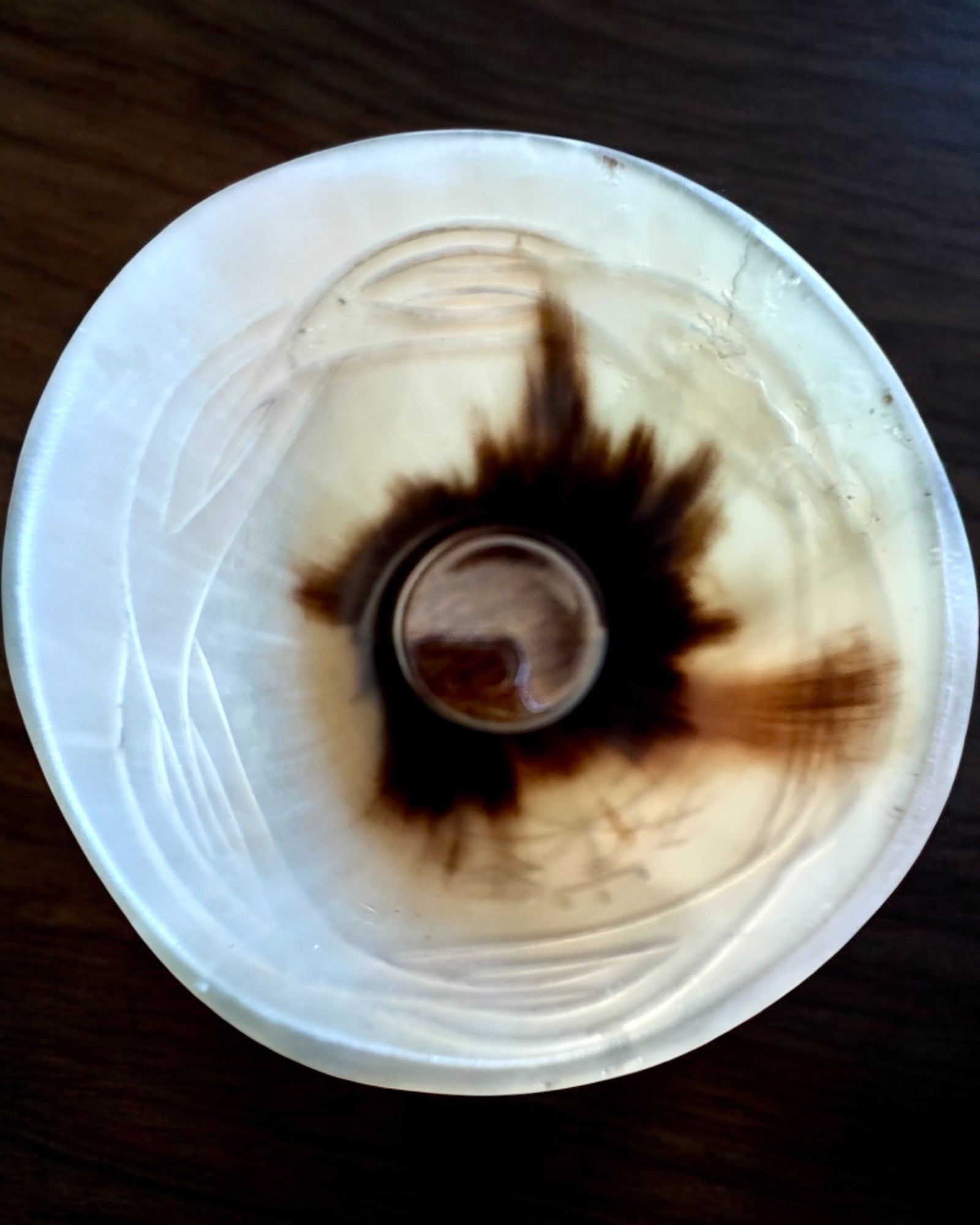 Valknut Ręcznie wykonany mały kubek z rogu bawoła z nordyckimi symbolami, możliwość personalizacji na prezent grawerem