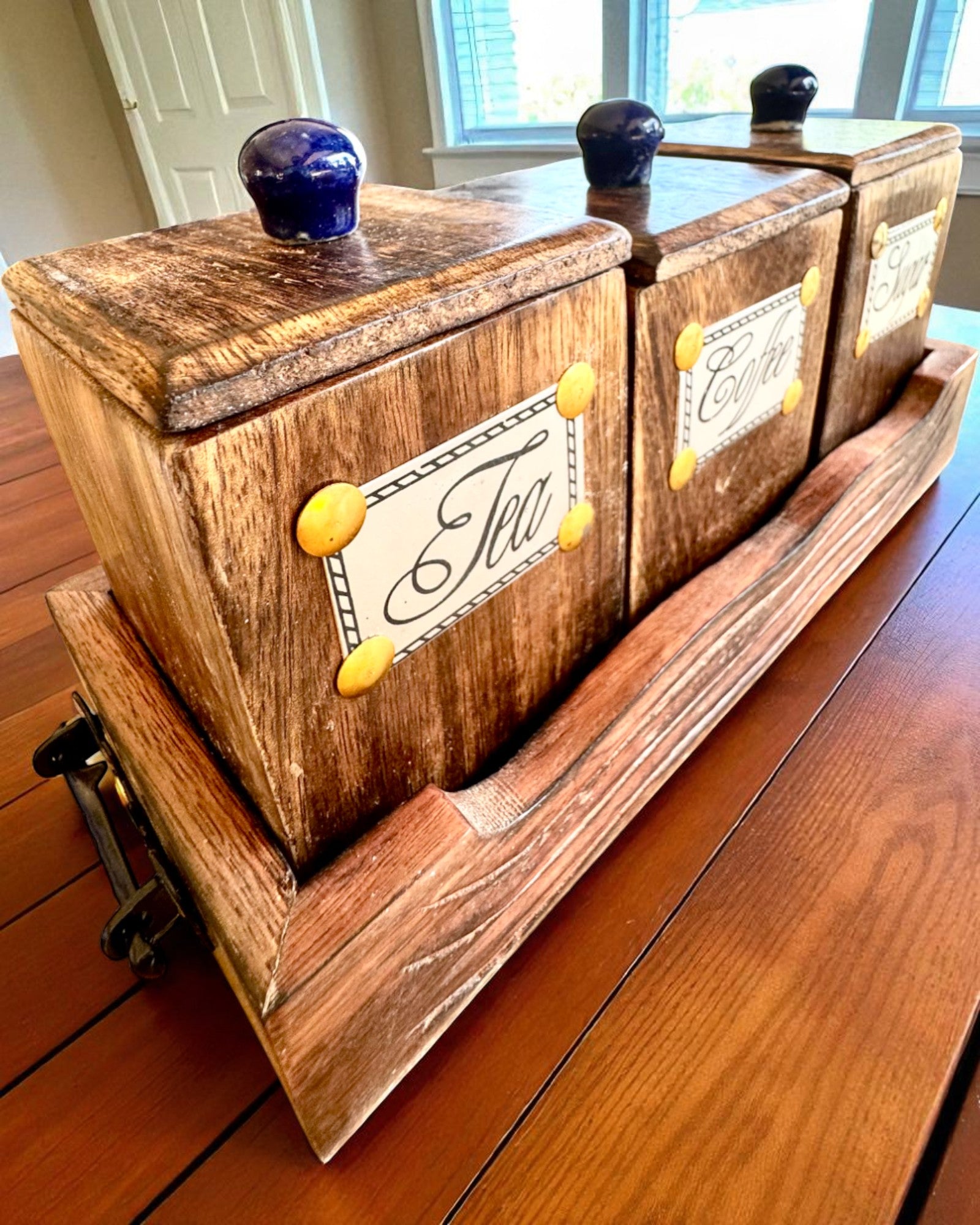 Royal Trio Készlet – Tea, Kávé, Cukor Shisham fából, kézzel készített, gravírozási lehetőséggel ajándékba