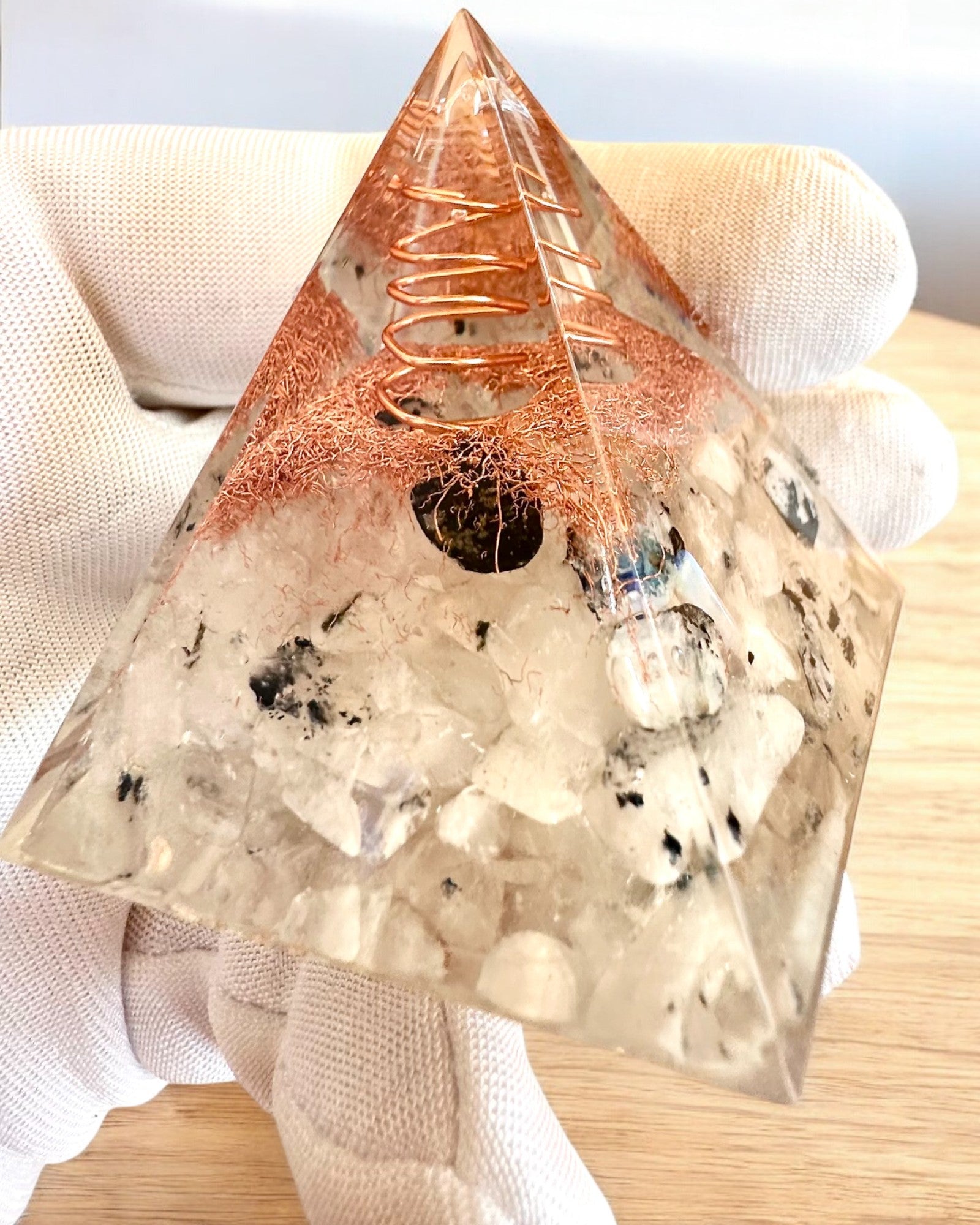 Orgonit "Copper Harmony" energetikai piramis