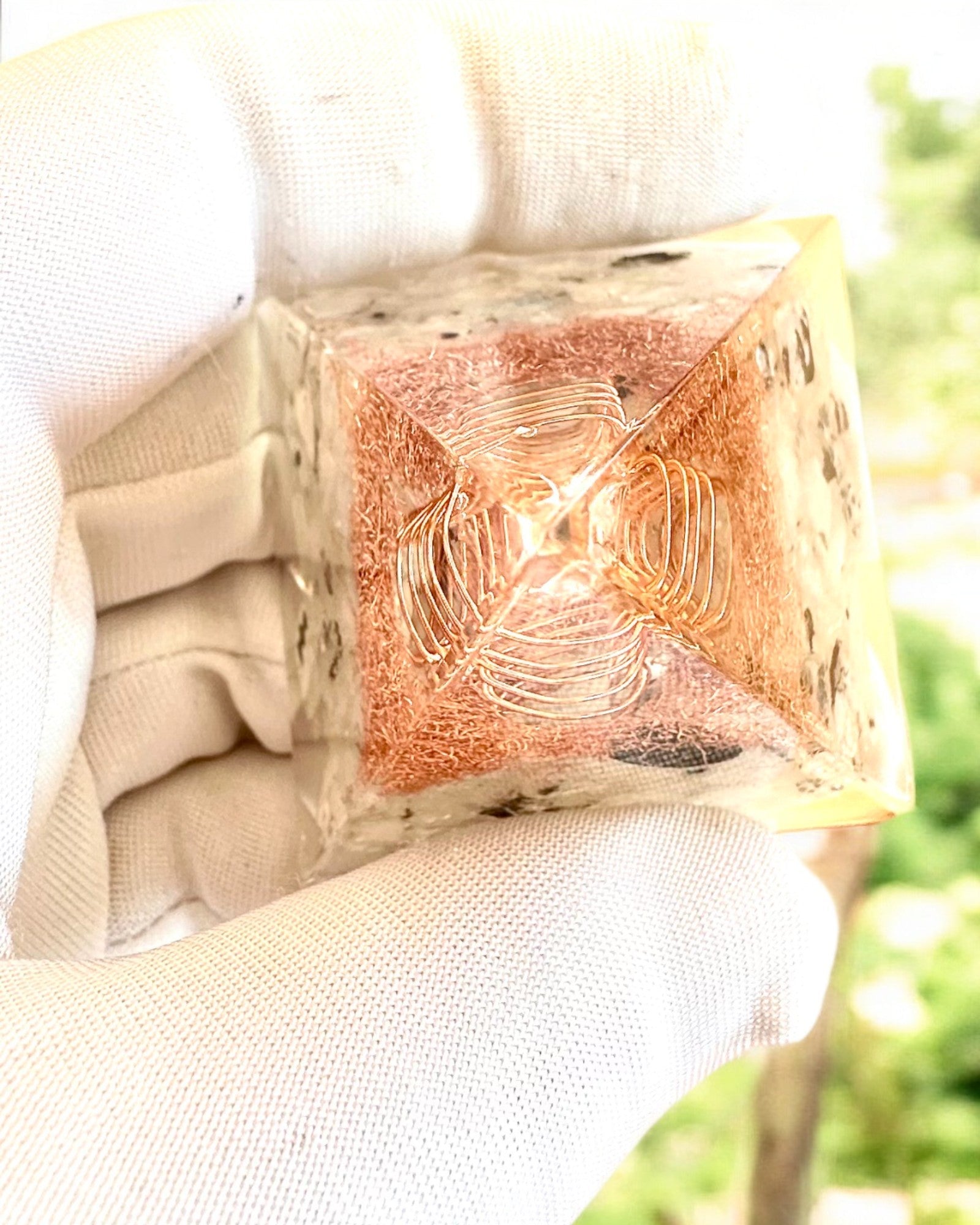 Orgonit "Copper Harmony" energetikai piramis