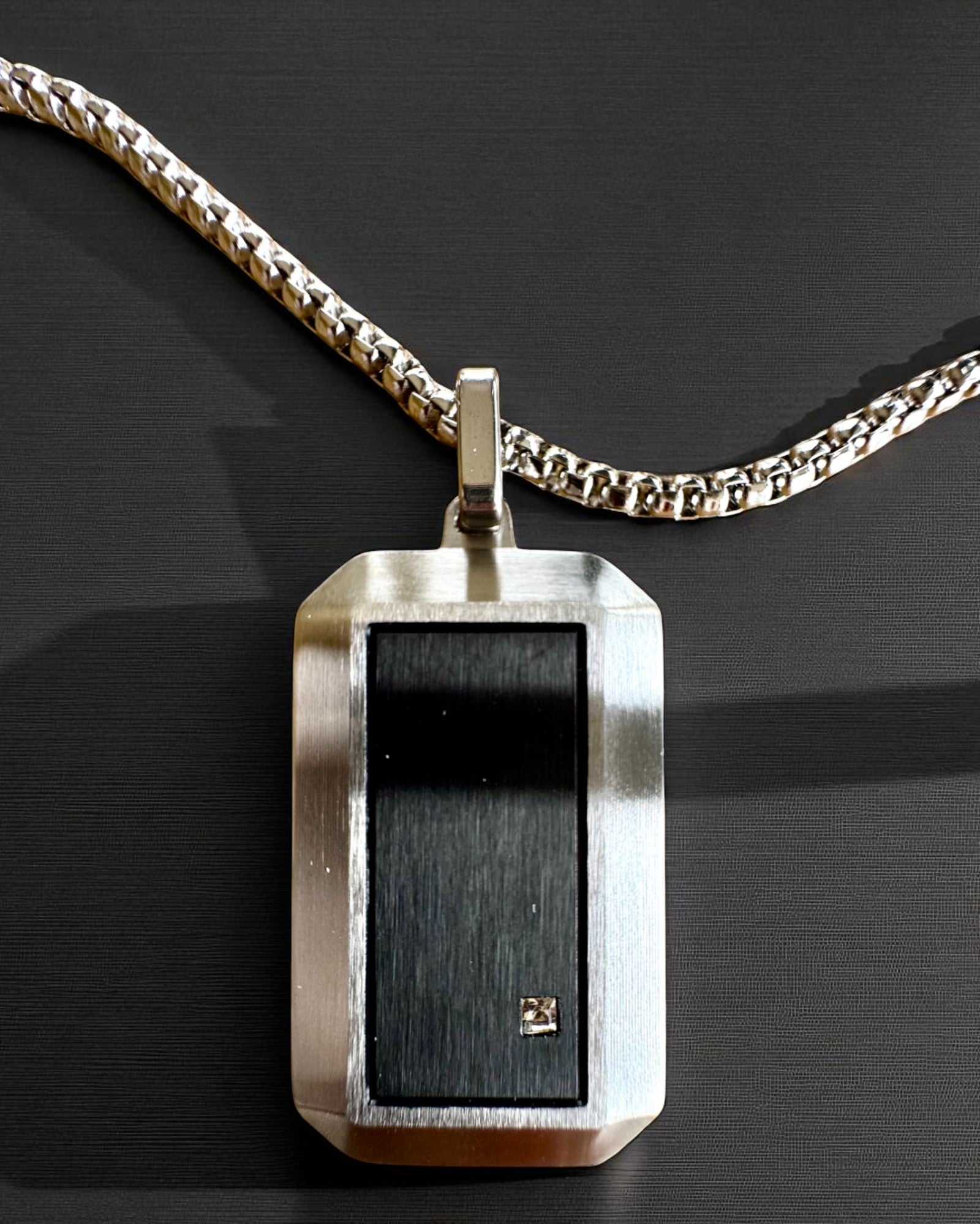 Férfi nyaklánc Dog Tag „SteelVision” – rozsdamentes acél, 15 változat, személyre szabható gravírozással