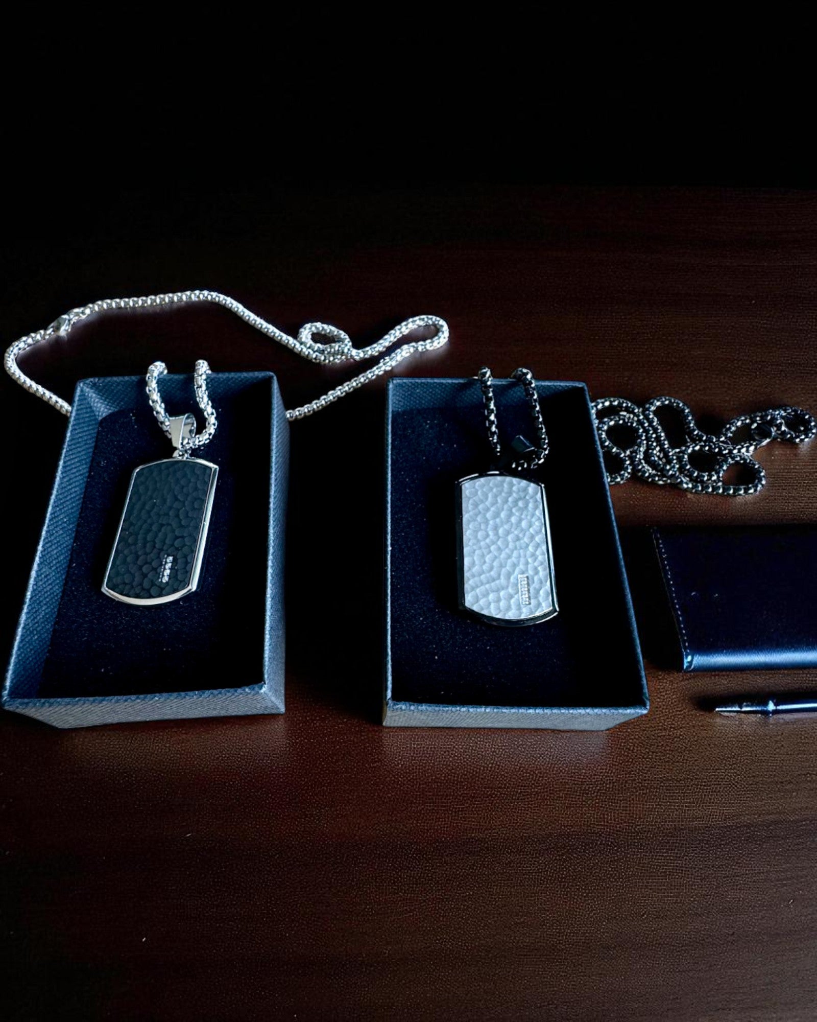 Férfi nyaklánc Dog Tag „SteelVision” – rozsdamentes acél, 15 változat, személyre szabható gravírozással