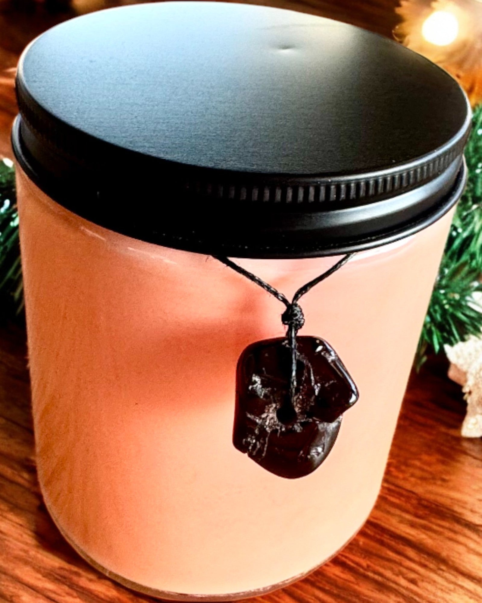 Świeca sojowa intencyjna 250 ml z naturalnym kamieniem – wybierz swoją energię: Cytryn lub Granat, personalizacja grawerem na prezent