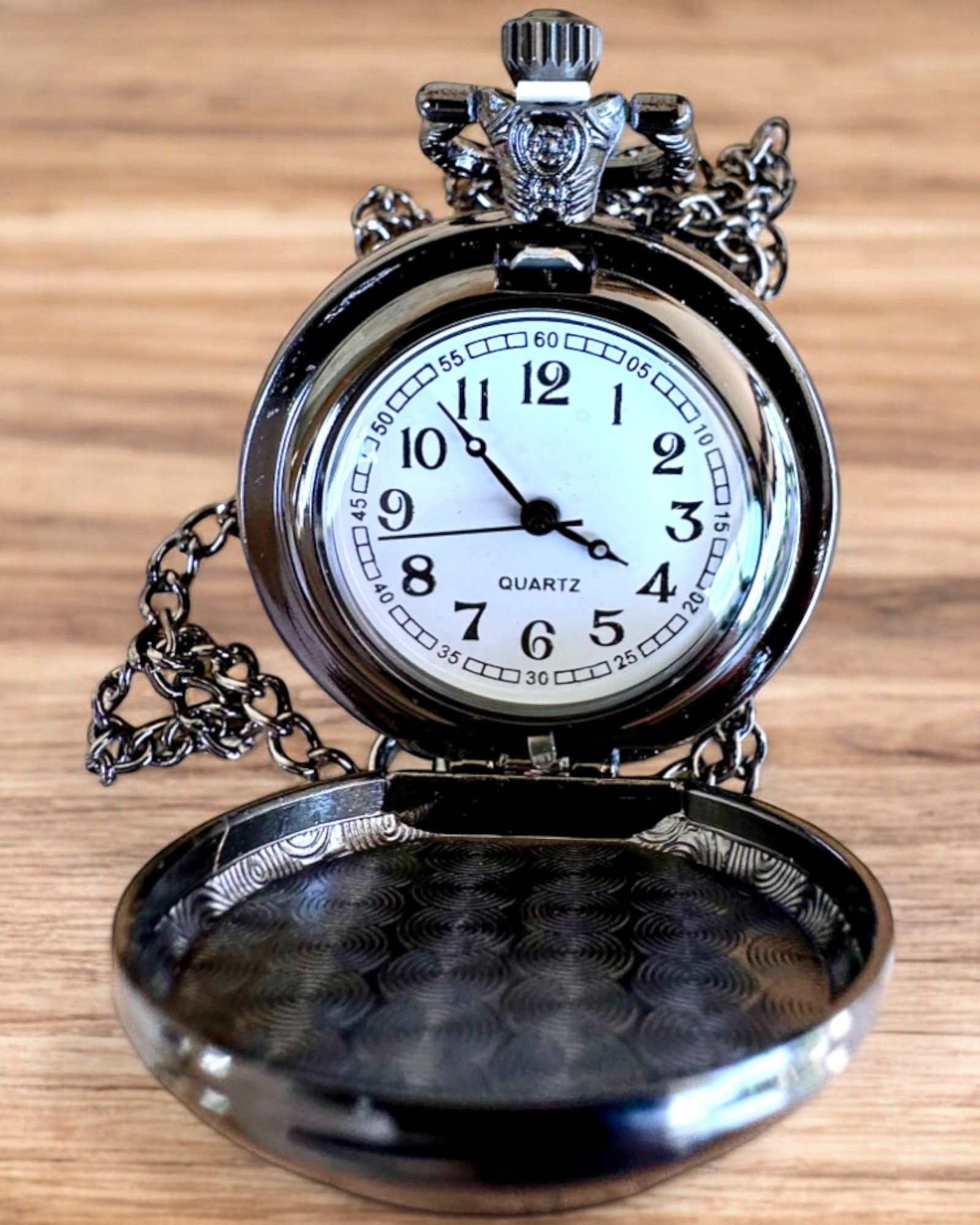 Unicorn Elegance zsebóra lánccal, egyszarvú motívummal, egyedi gravírozás ingyen