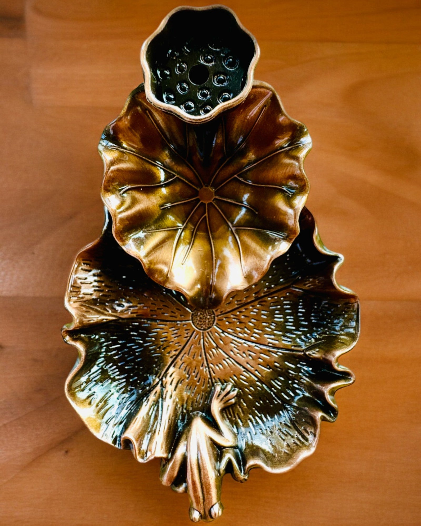 Elegancki Metalowy Uchwyt Na Kadzidło Liść Lotosu - 4 warianty do wyboru, możliwość personalizacji grawerem na prezent