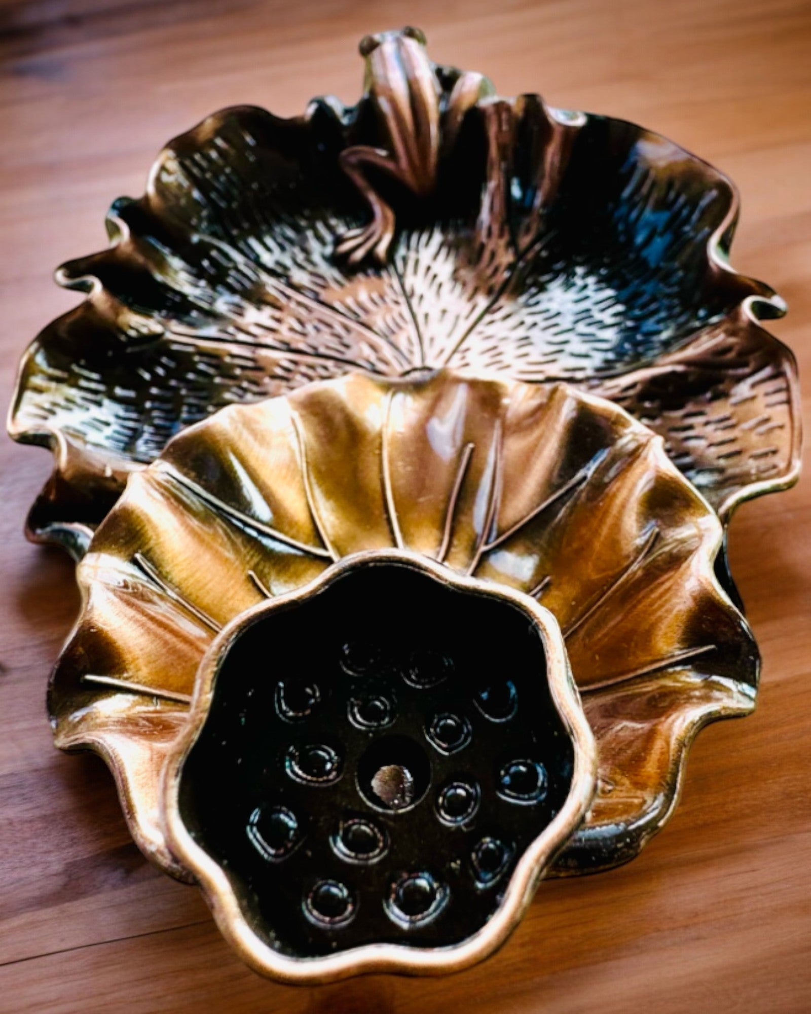 Elegancki Metalowy Uchwyt Na Kadzidło Liść Lotosu - 4 warianty do wyboru, możliwość personalizacji grawerem na prezent