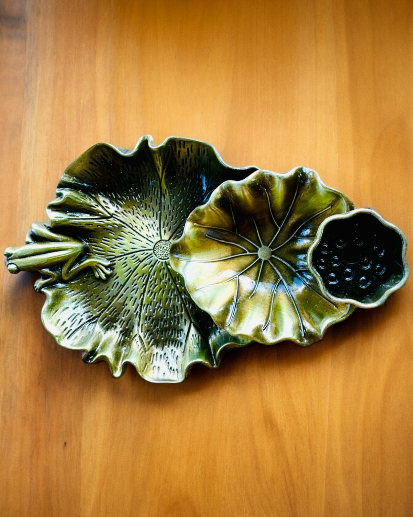 Elegancki Metalowy Uchwyt Na Kadzidło Liść Lotosu - 4 warianty do wyboru, możliwość personalizacji grawerem na prezent