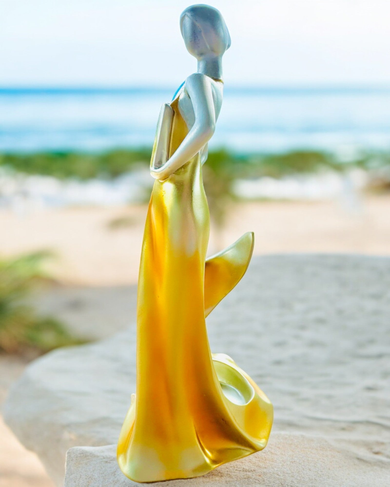 Elegáns Palacktartó - Hölgy Szobor - személyre szabható gravírozással, 2 választható változat