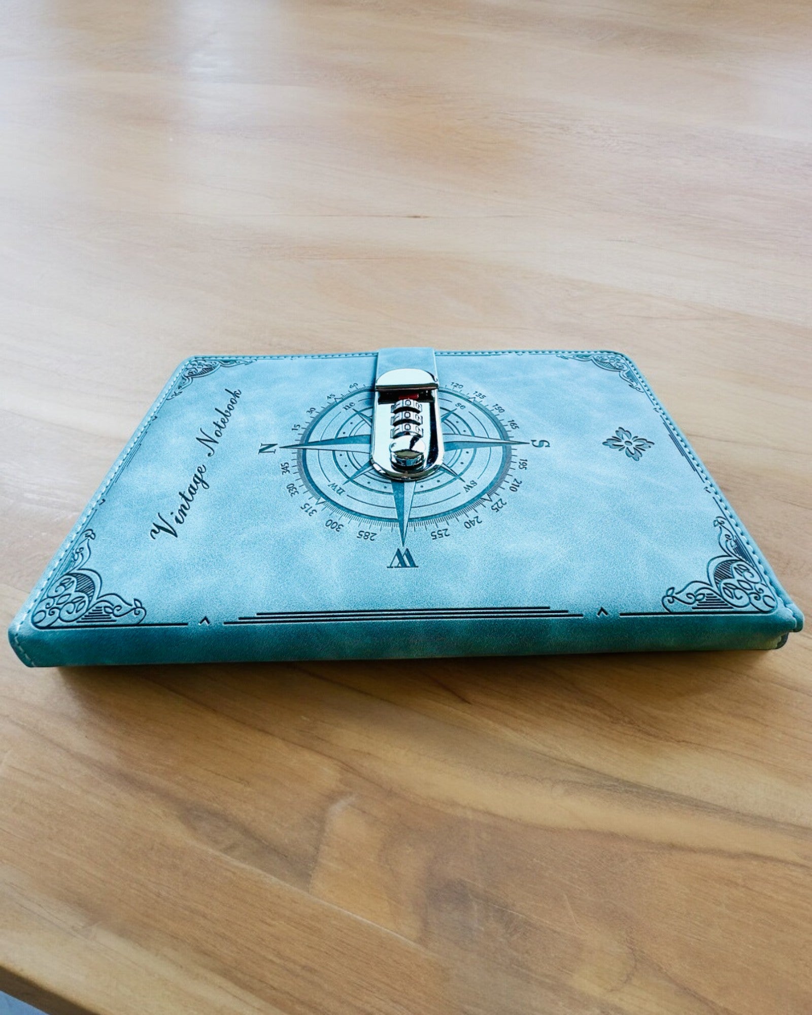 Titkos A5 Vintage Jegyzetfüzet kóddal zárható - Válaszd ki a stílusod, személyre szabás gravírozással ajándékba