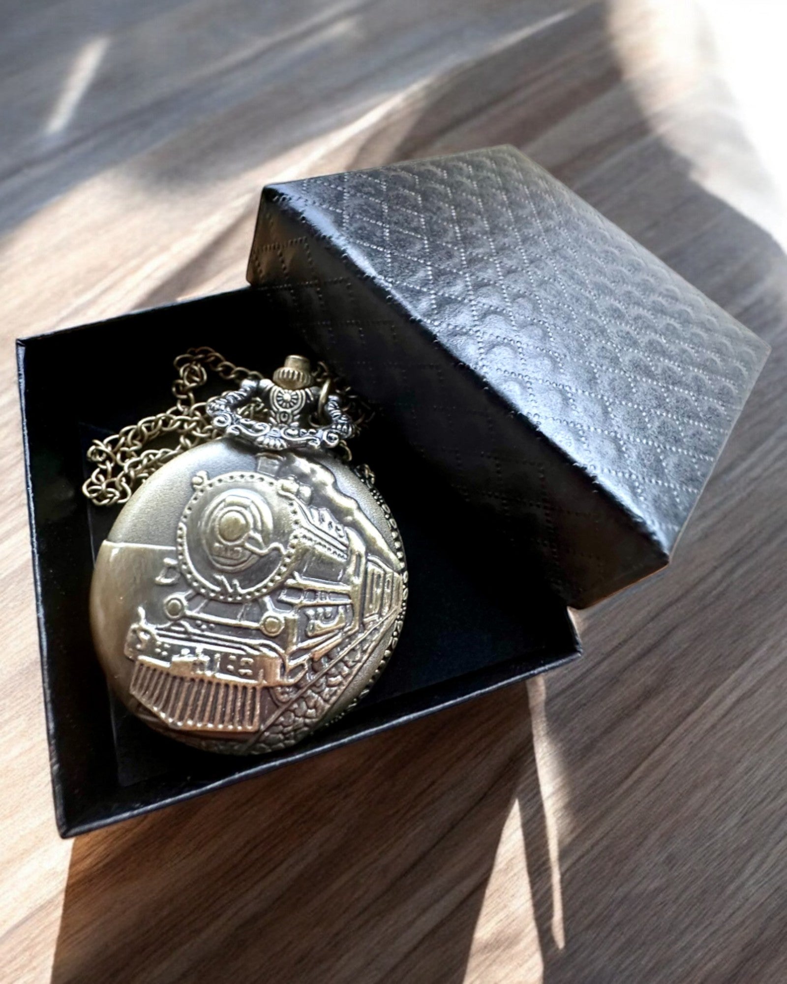 Zegarek kieszonkowy Lokomotywa Czasu z grawerem, na prezent, motyw pociągu