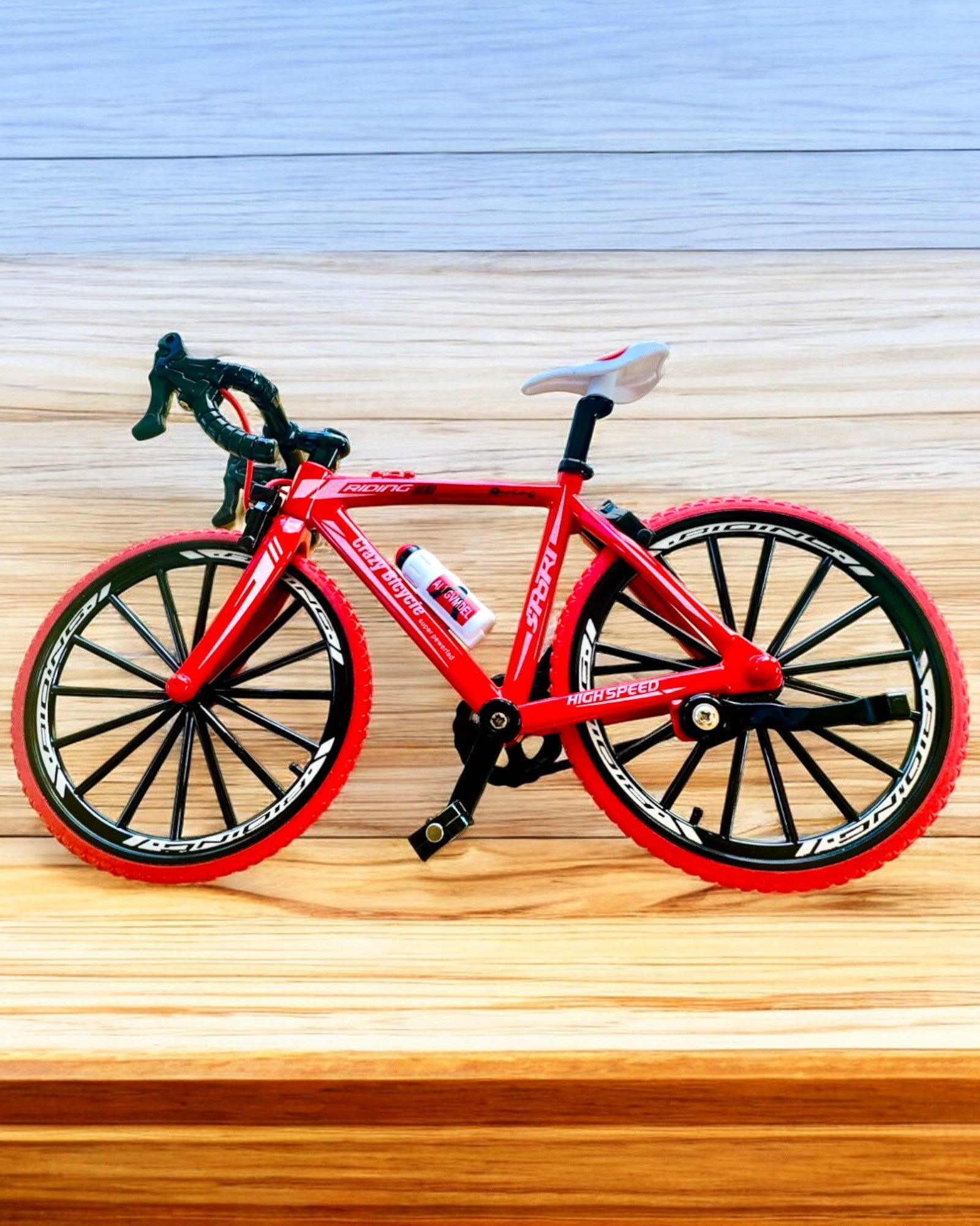 "SpeedMaster" Miniatűr Fém Modell Piros Kerékpár személyre szabás gravírozással ajándékba, 2 színváltozatban