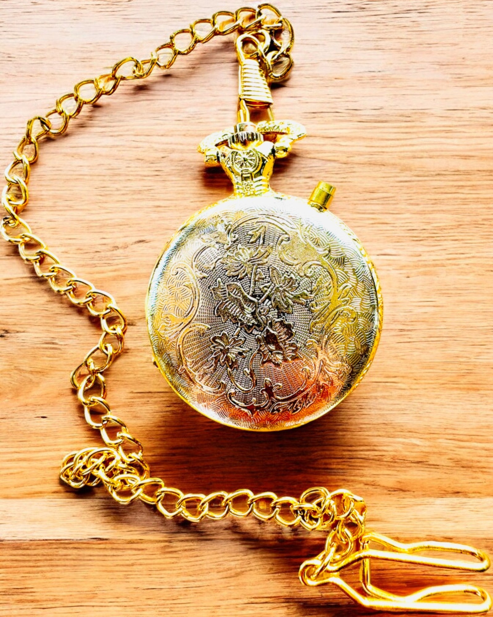 Zsebóra "Motorkerékpár Elegáns 2" – Gravírozás ajándékba, 3 színváltozat