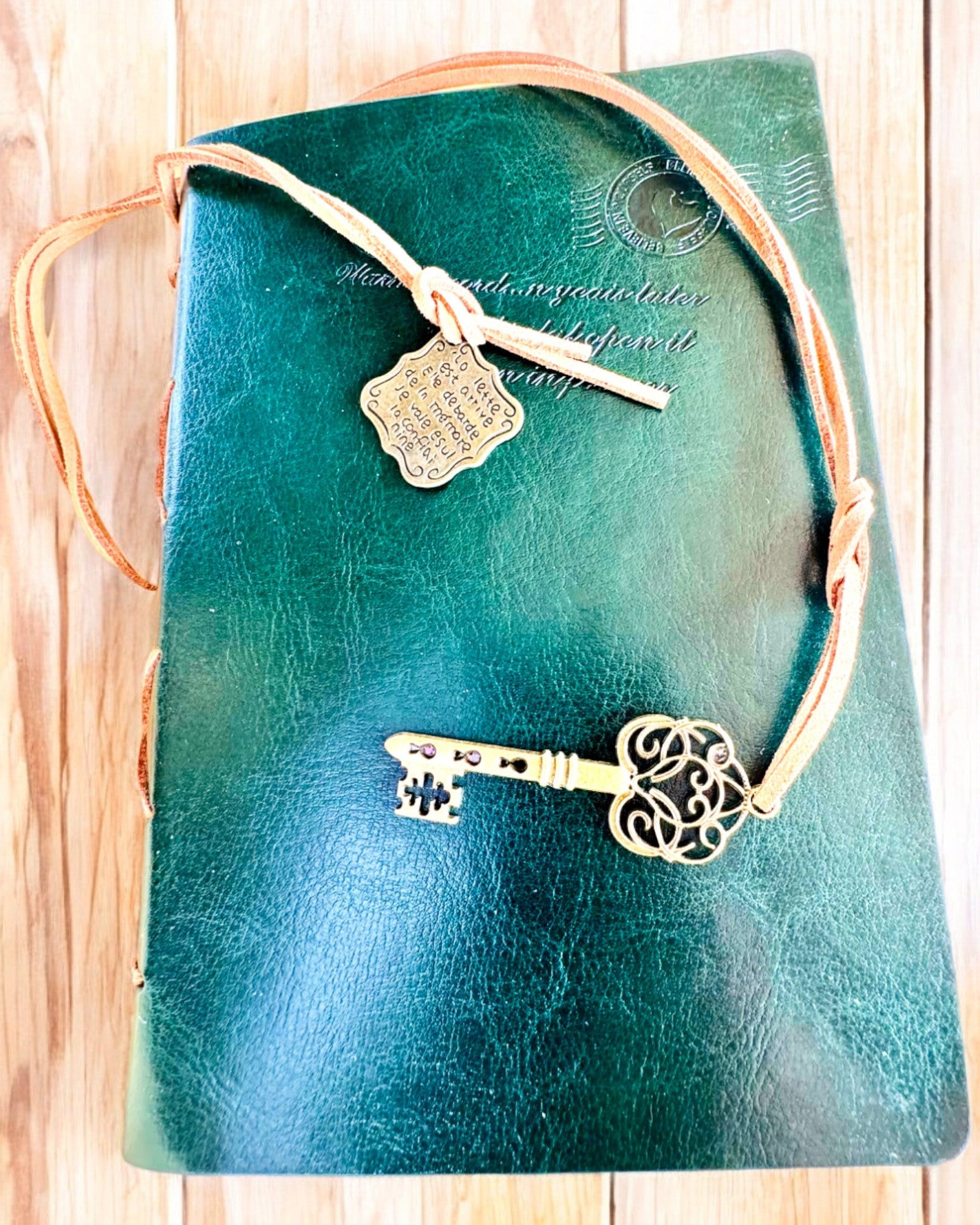 Vintage "A múlt kulcsa" jegyzetfüzet - Gravírozási lehetőség ajándékként, notesz