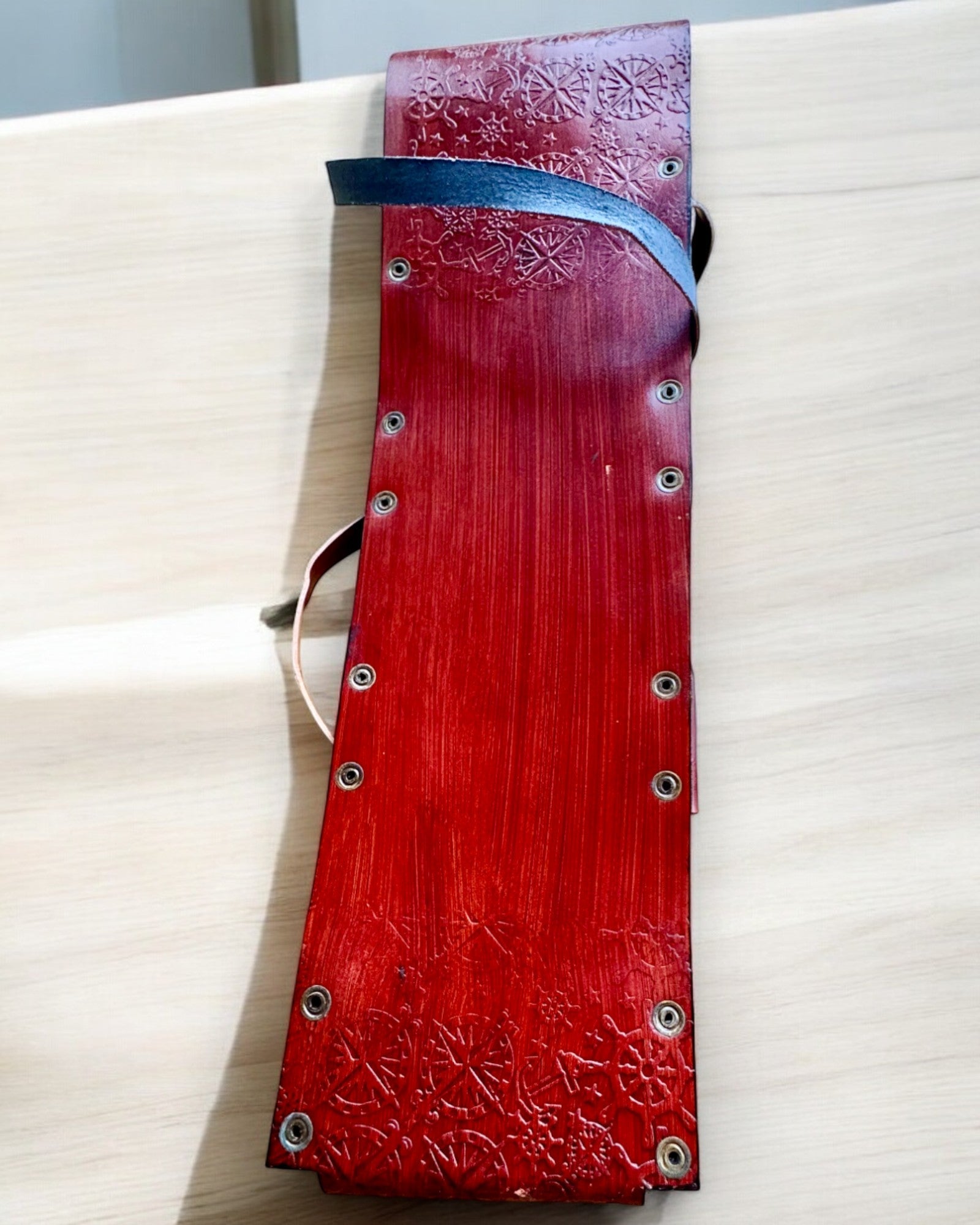 Bőr tok, sétabotokhoz - személyre szabható gravírozással ajándékba