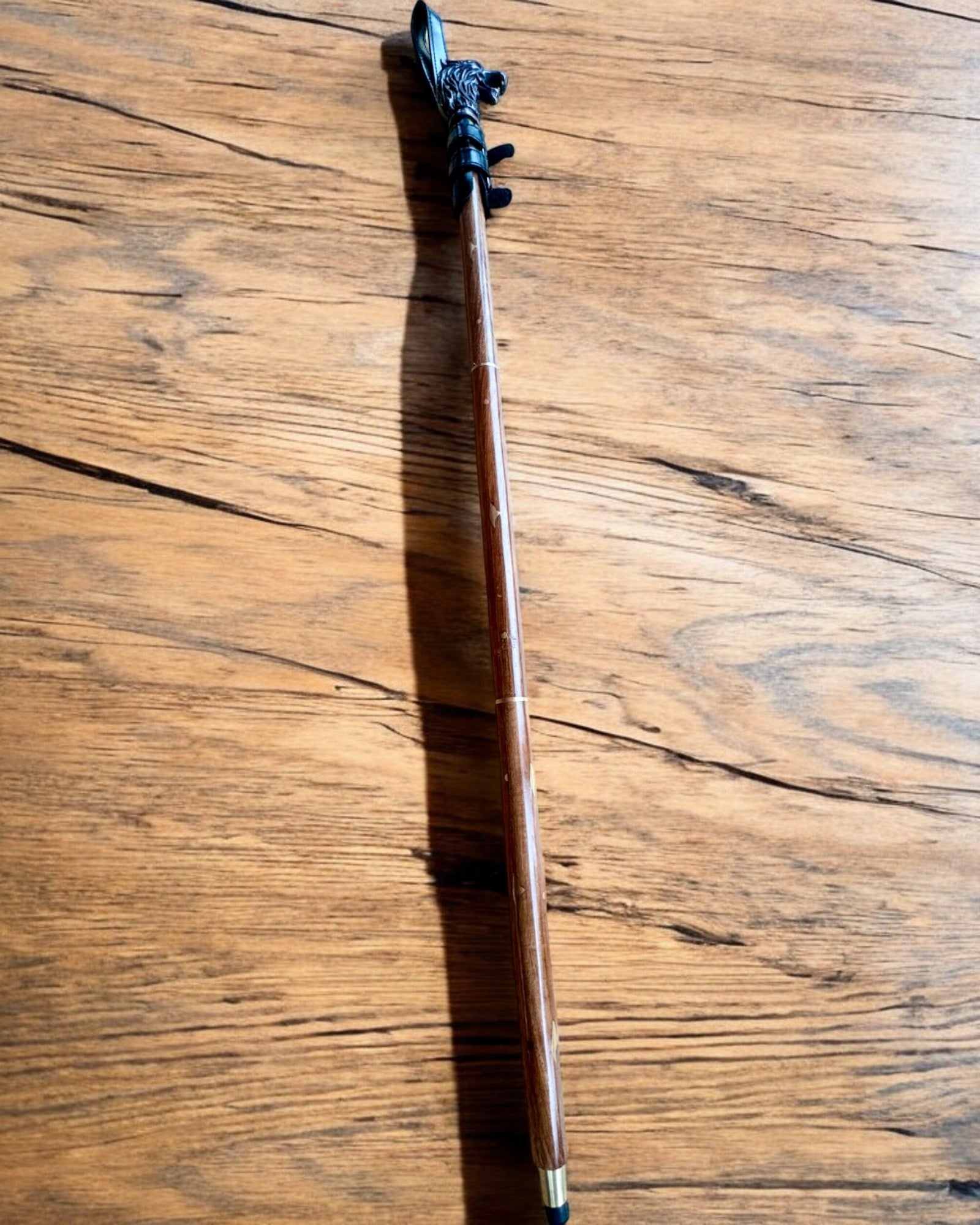 "Fekete Párduc Bot Tok Gravírozási Lehetőséggel - Kézzel Készített Természetes Bőrből"