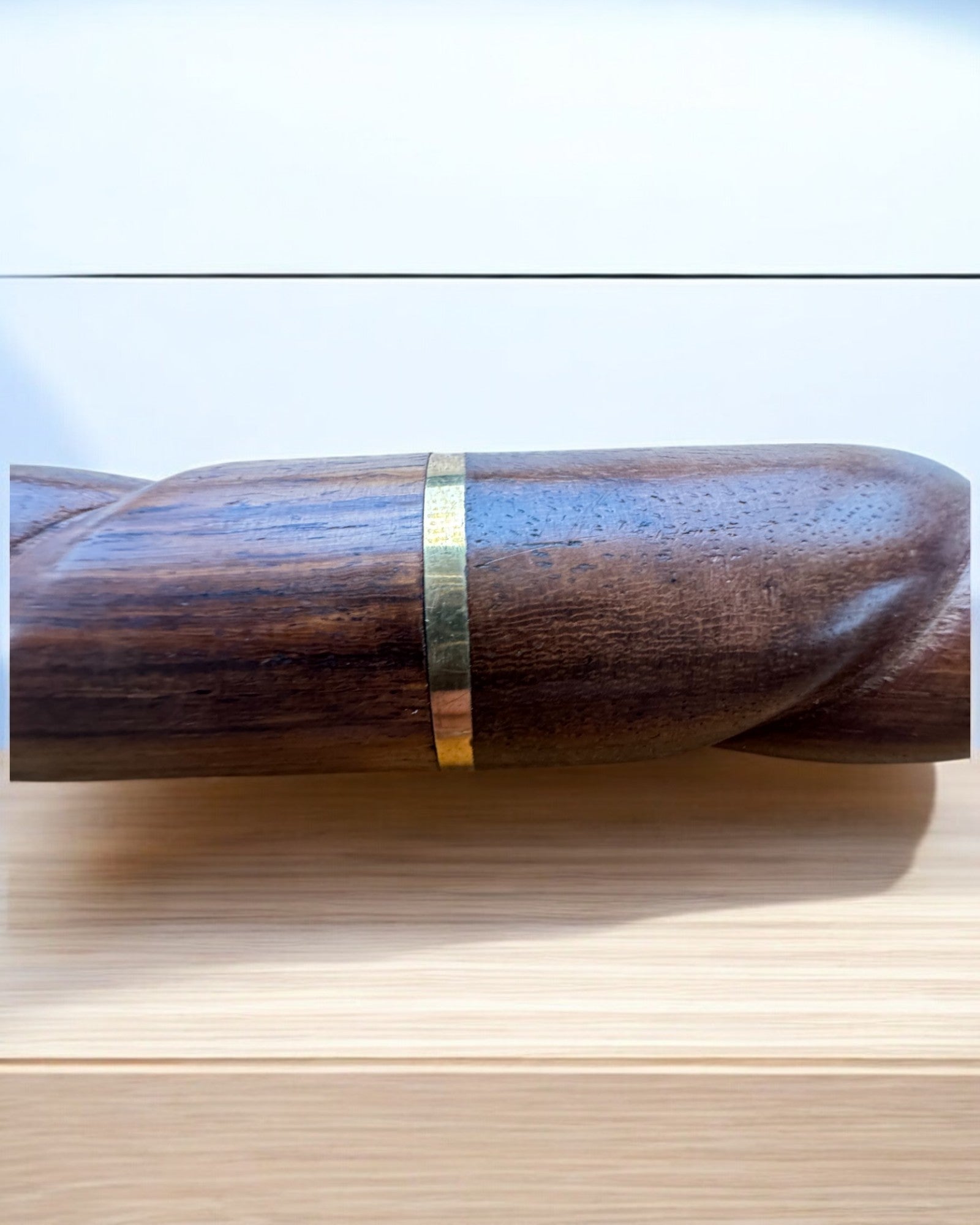 Farkas Őrző Kézzel Faragott Sétabot, Fából, gravírozással személyre szabható