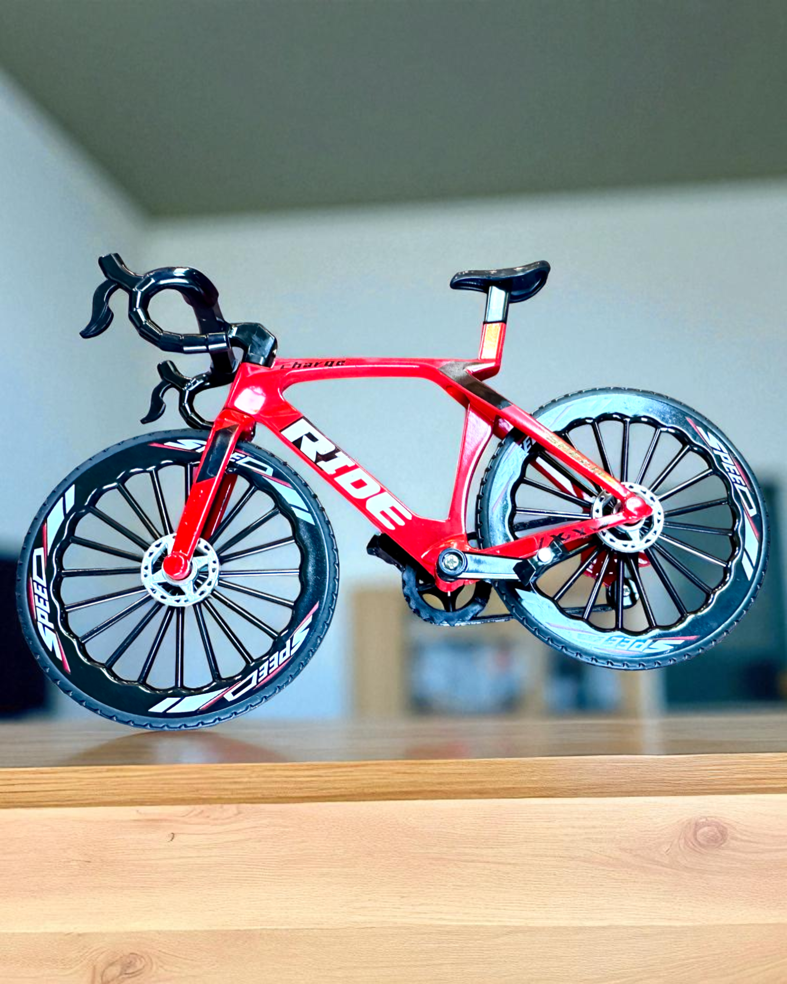 Mini Rower „Speedster” – model kolekcjonerski z opcją grawerowania, 2 warianty do wyboru