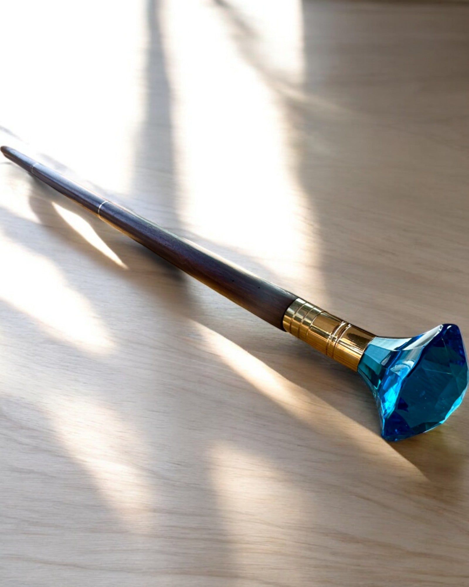 Sétabot "Gyémánt a bronzban" - Kézzel készített fa, gravírozási lehetőséggel