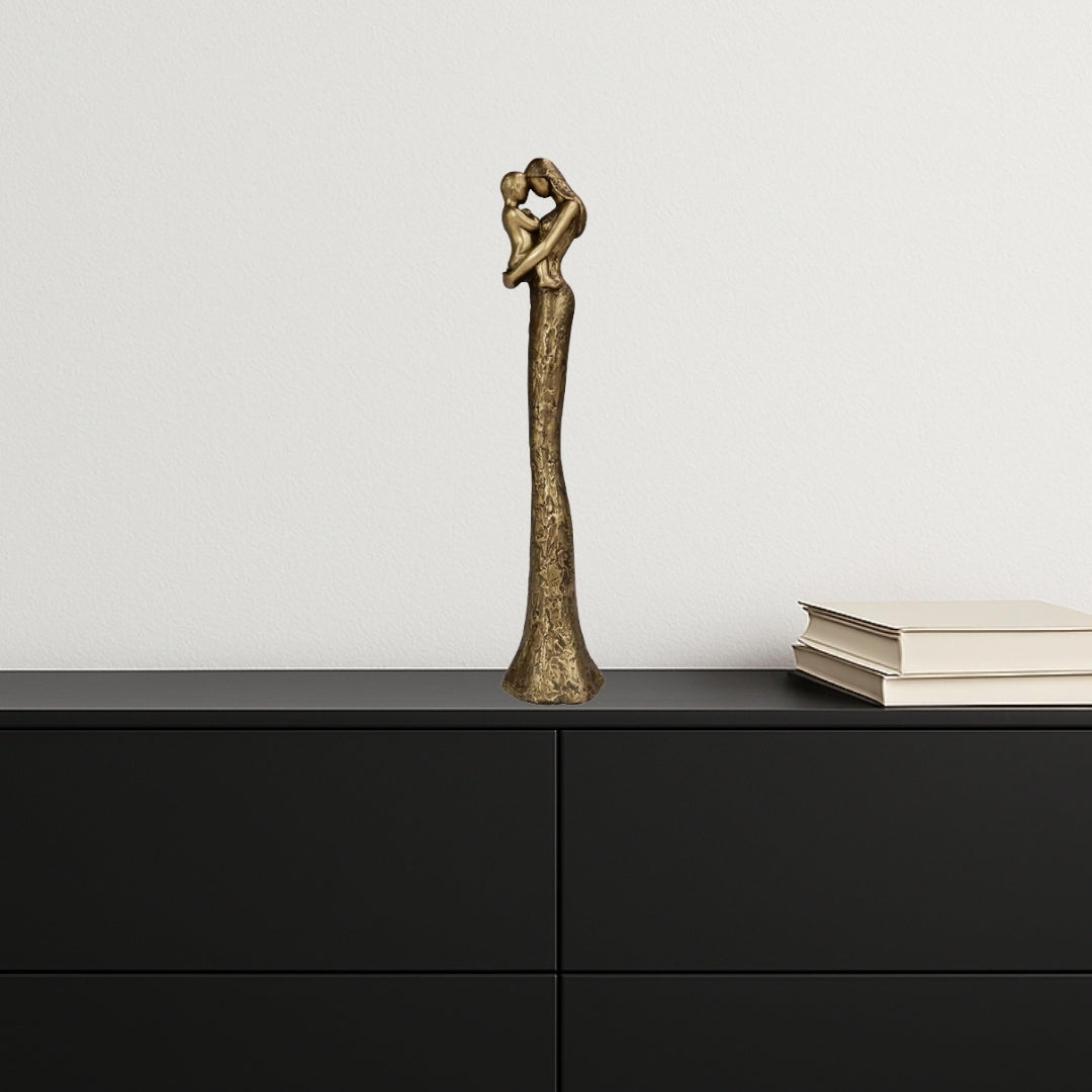 Modern anya gyermekével figura arany színben, személyre szabott gravírozással - magasság 27 cm - ideális ajándék anyák napjára, születésnapra vagy házavatóra - glamour stílus fekete elemekkel - polyresin