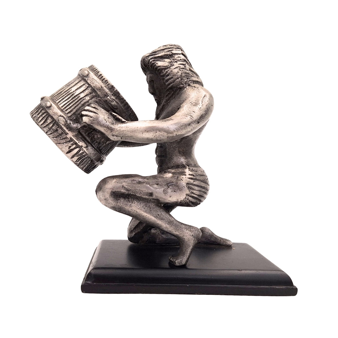 Vízöntő AQU dekoratív figura alumíniumból, személyre szabott gravírozás, ideális ajándék, magasság 18 cm, klasszikus és art déco stílus