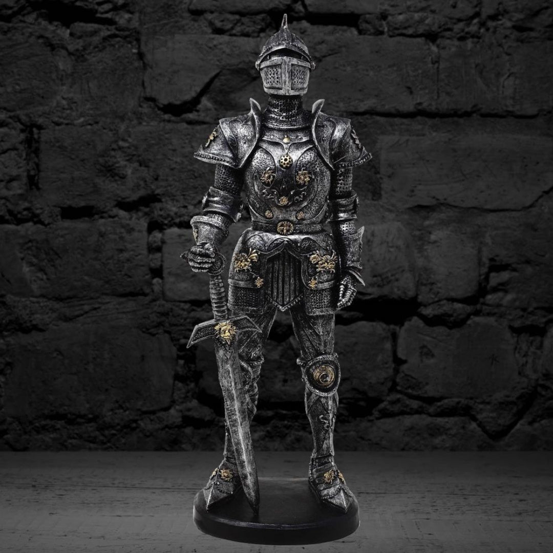 Dekoratív lovagfigura páncélban, 39cm, ezüst, személyre szabható gravírozással