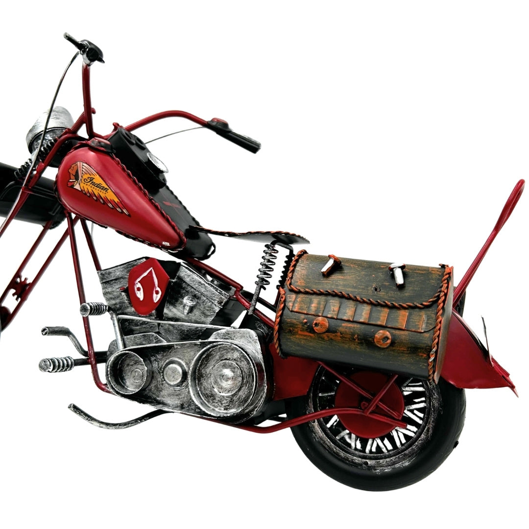 Nagy fém modell klasszikus chopper motorkerékpár piros színben, gravírozással személyre szabható