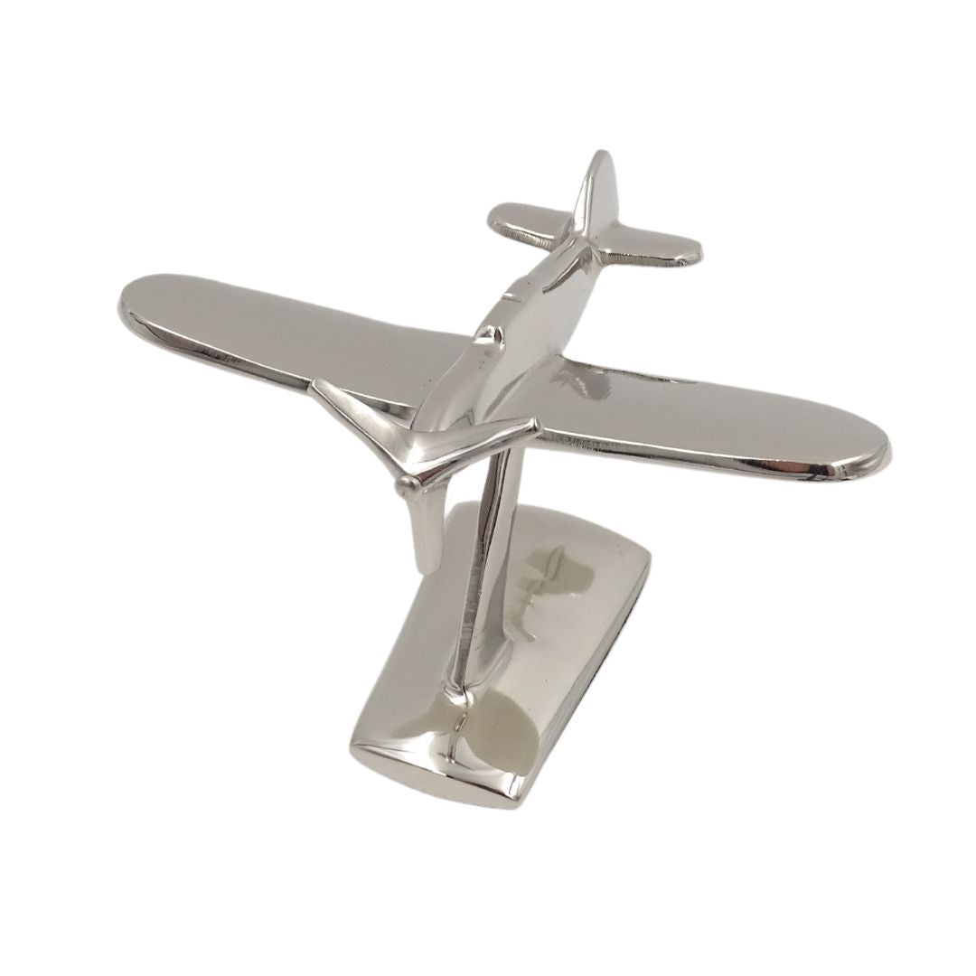 N-0896 egymotoros repülőgépmodell ezüst színű alumíniumból, 17x14x11 cm