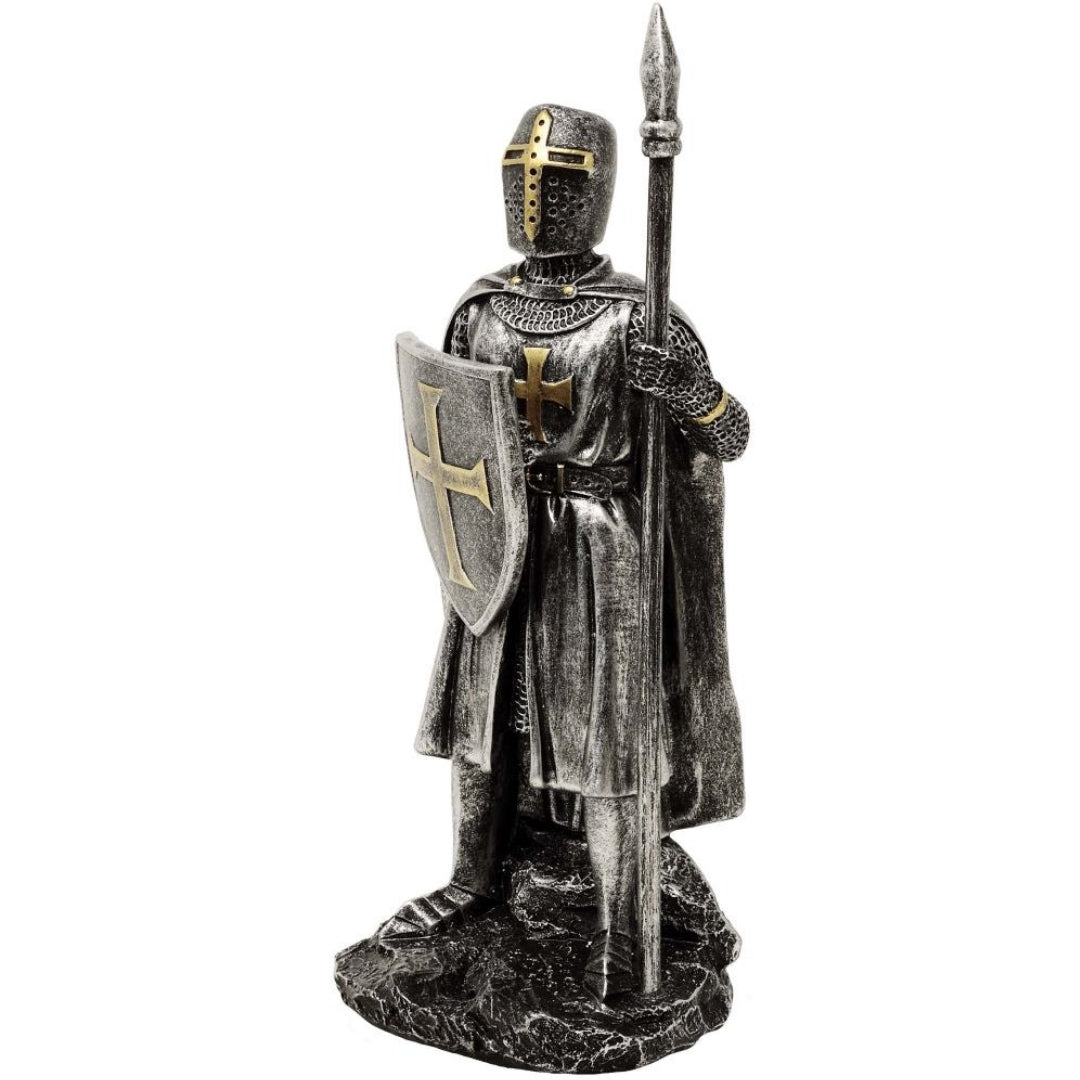 Lovag figura lándzsával, 20 cm, gravírozással személyre szabható - kézzel festett polirezin dekoráció ajándékba a történelem és a hadtörténet kedvelőinek
