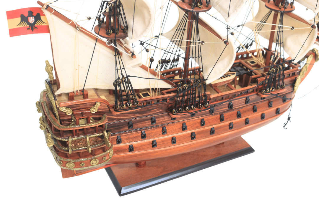 Exkluzív San Felipe vitorláshajó-modell - SF4, személyre szabható gravírozással